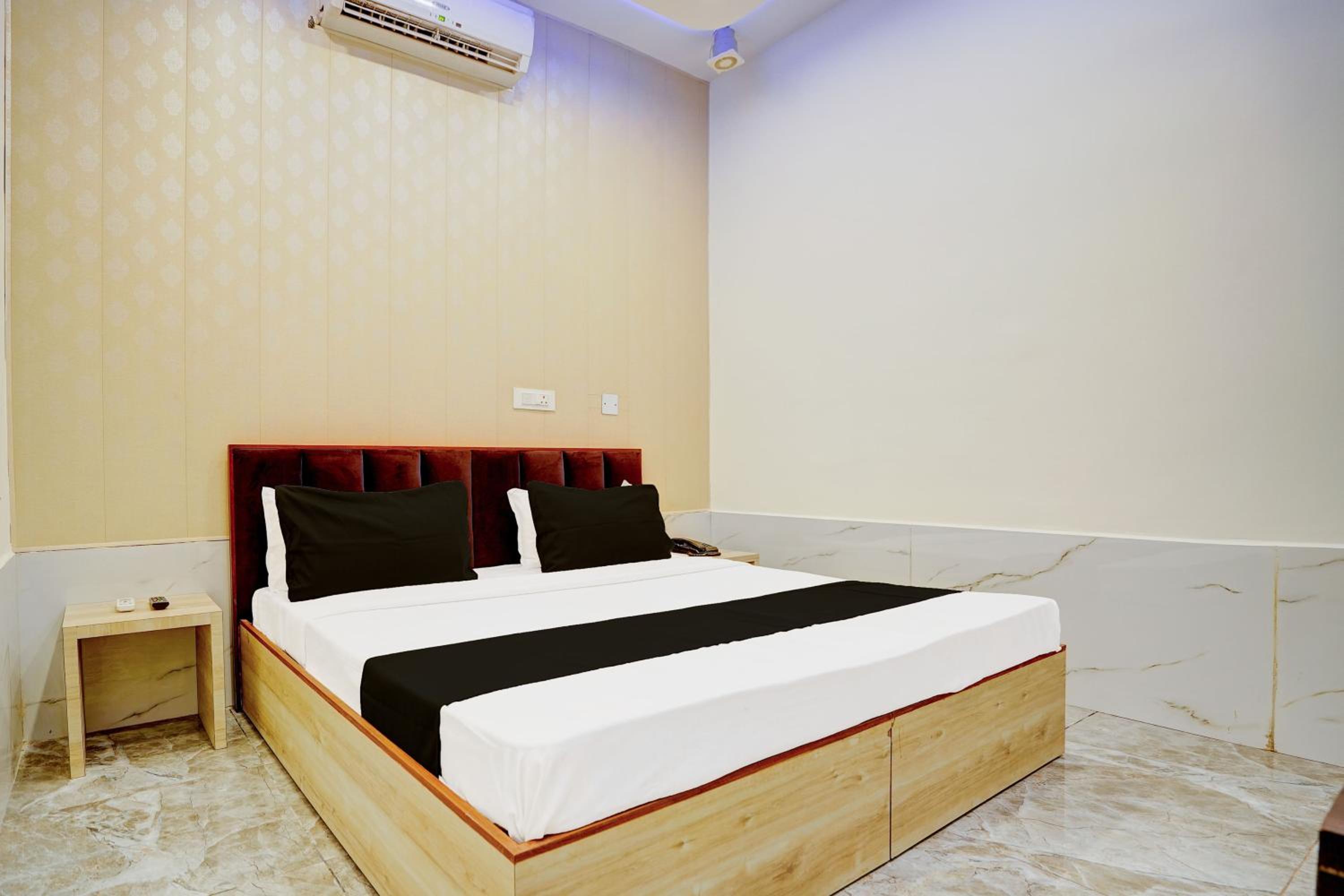Classic Triple Room