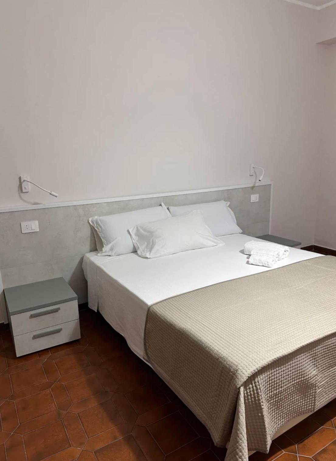Quadruple Room with Private Bathroom photo 3