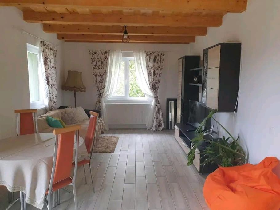 Three-Bedroom House photo 1