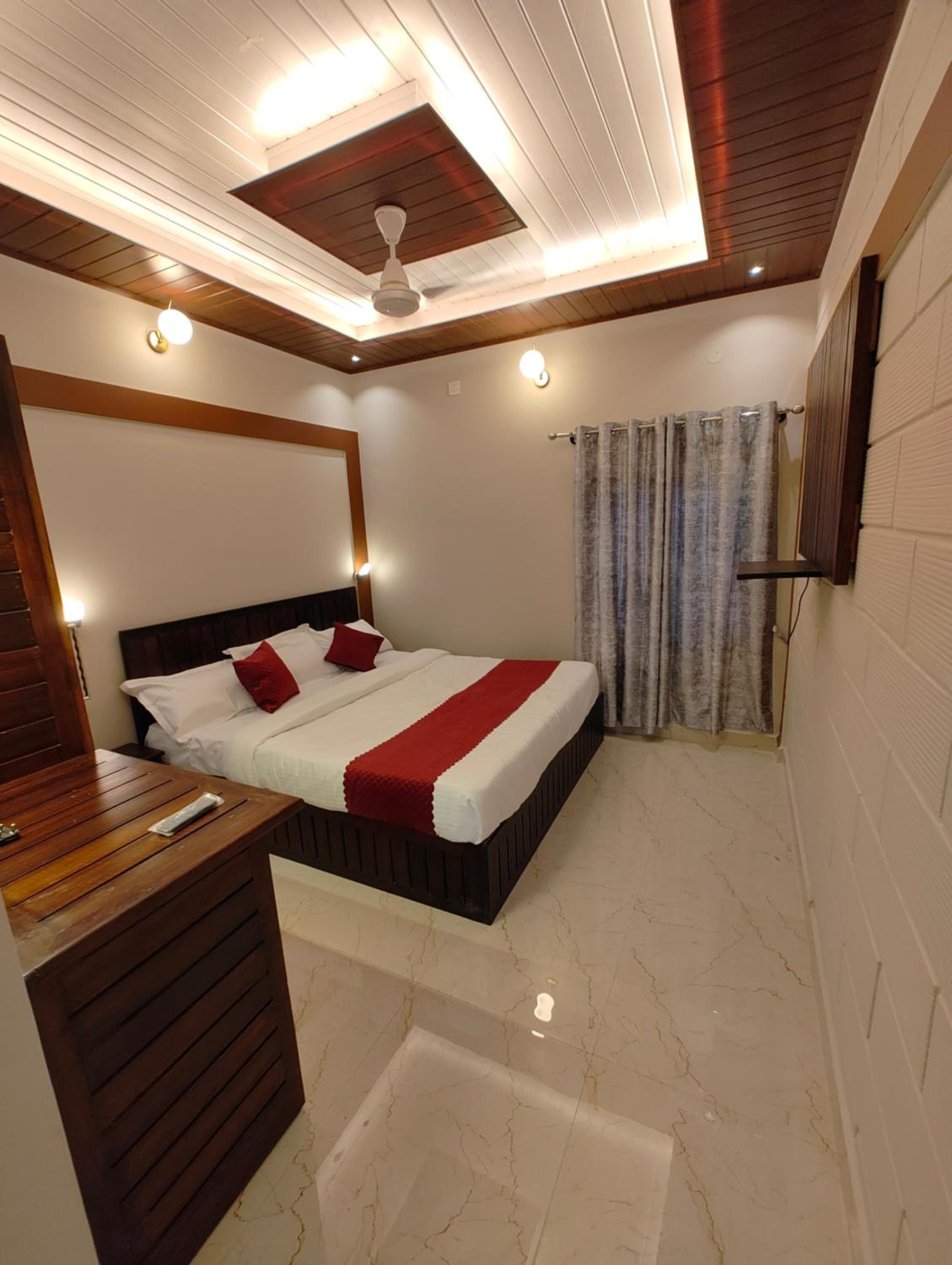 Deluxe Family Room photo 3