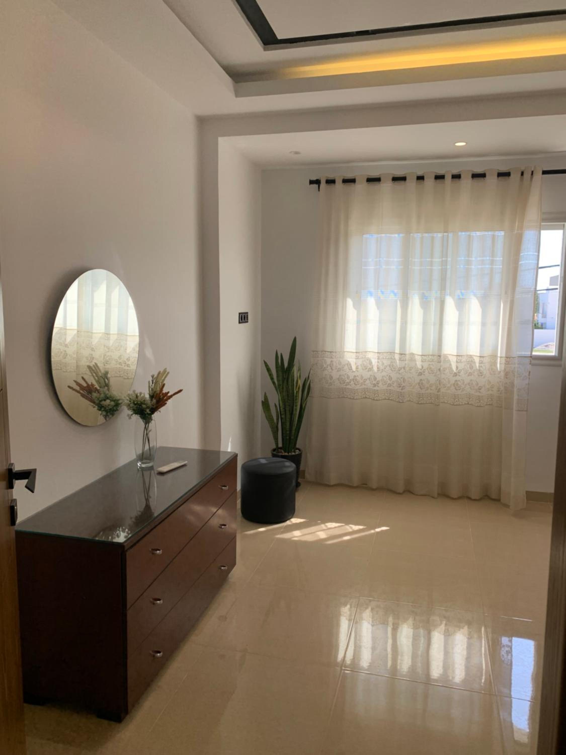 Three-Bedroom Premium Apartment photo 2