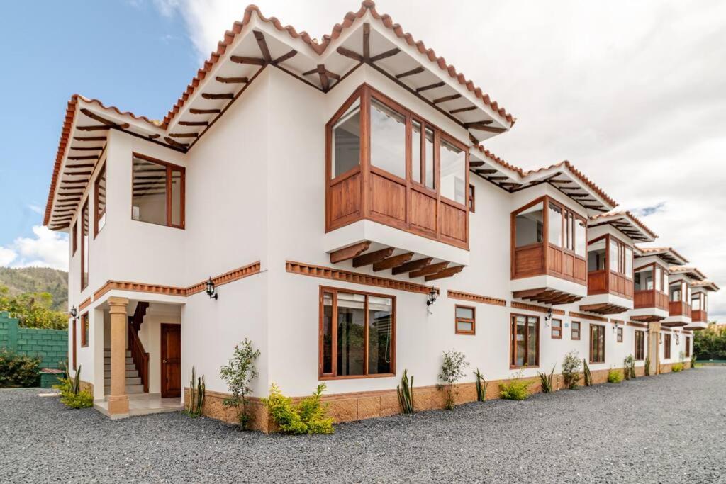 Two-Bedroom Deluxe Apartment with Balcony photo 2