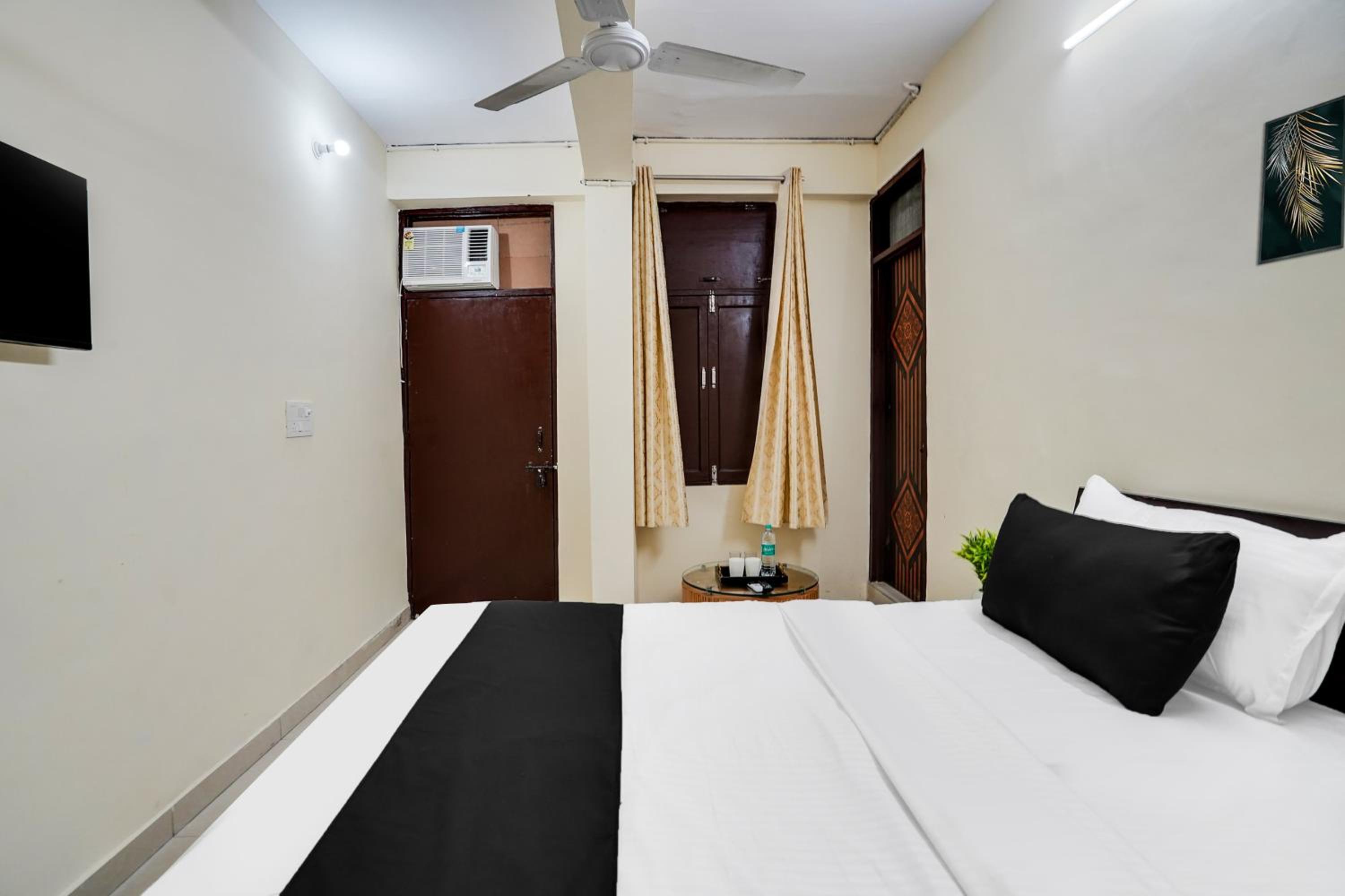 Deluxe Triple Room photo 2
