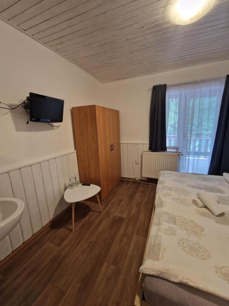 Double Room With Balcony photo 1