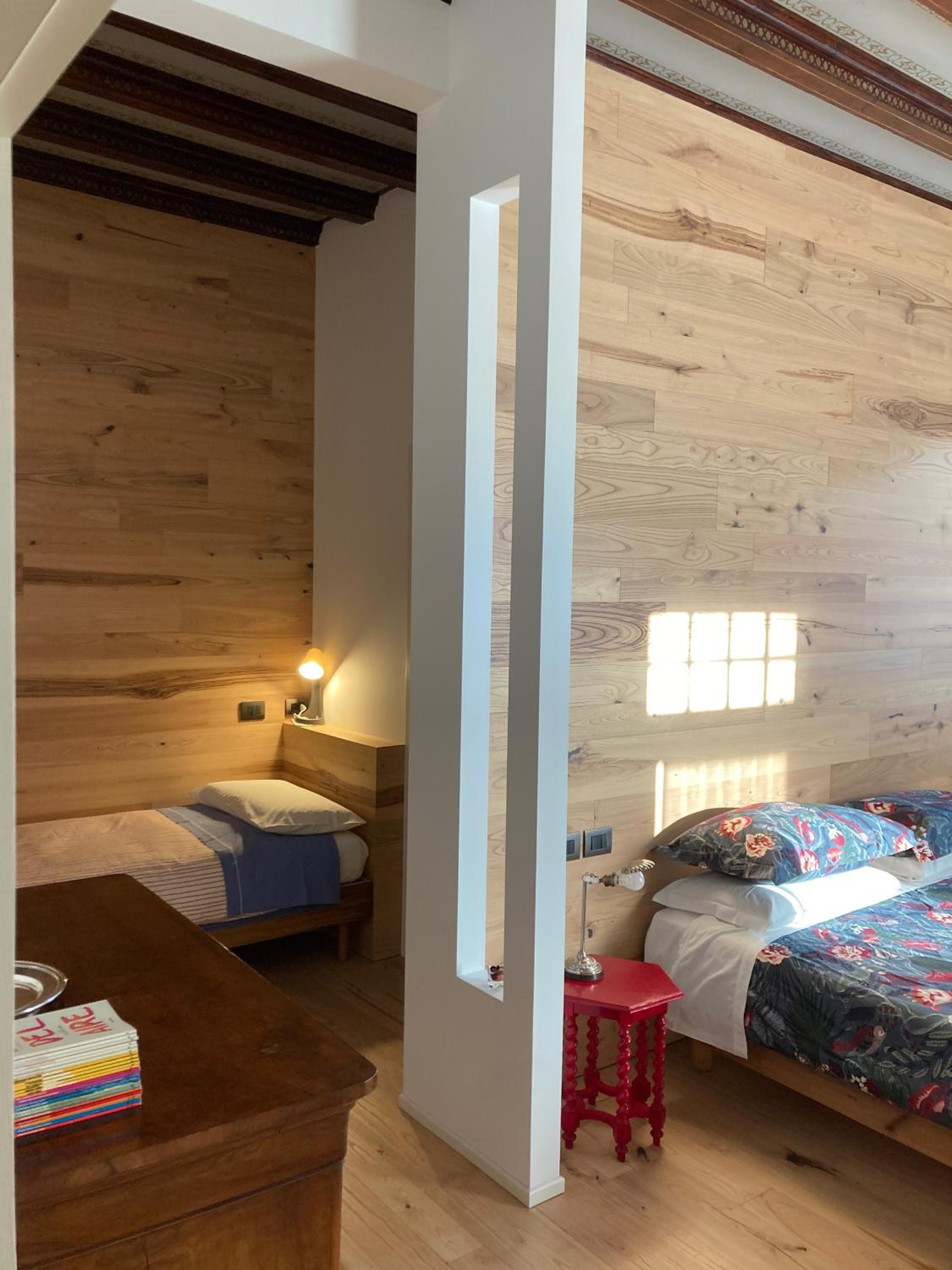 Deluxe Double Room with Balcony photo 3