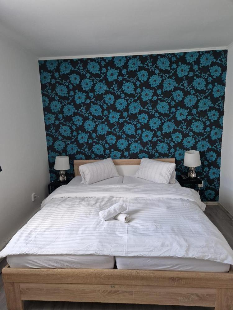 Quadruple Room With Private Bathroom photo 3