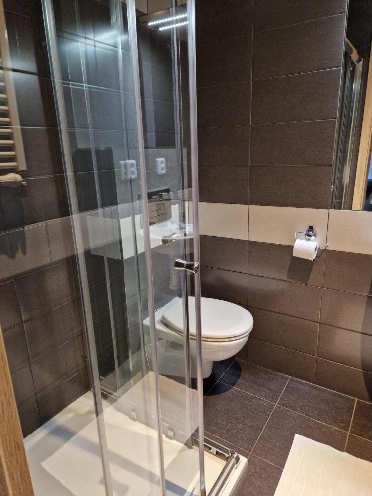 Deluxe Double Room With Bath photo 2