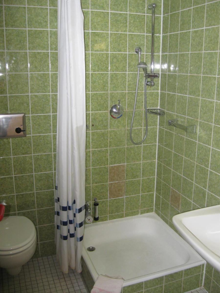 Double Room - Photo 3
