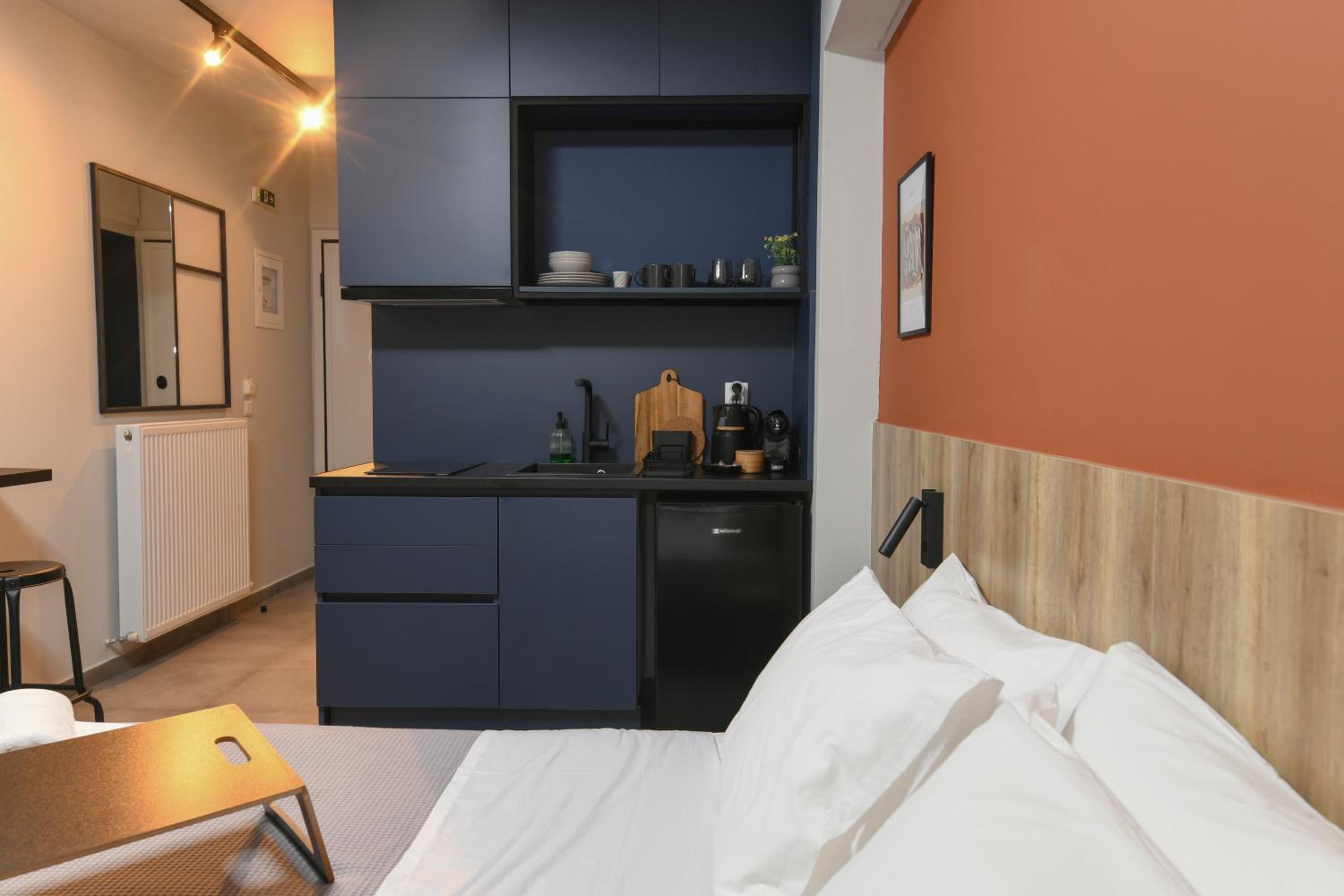 One-Bedroom Apartment with Terrace photo 2