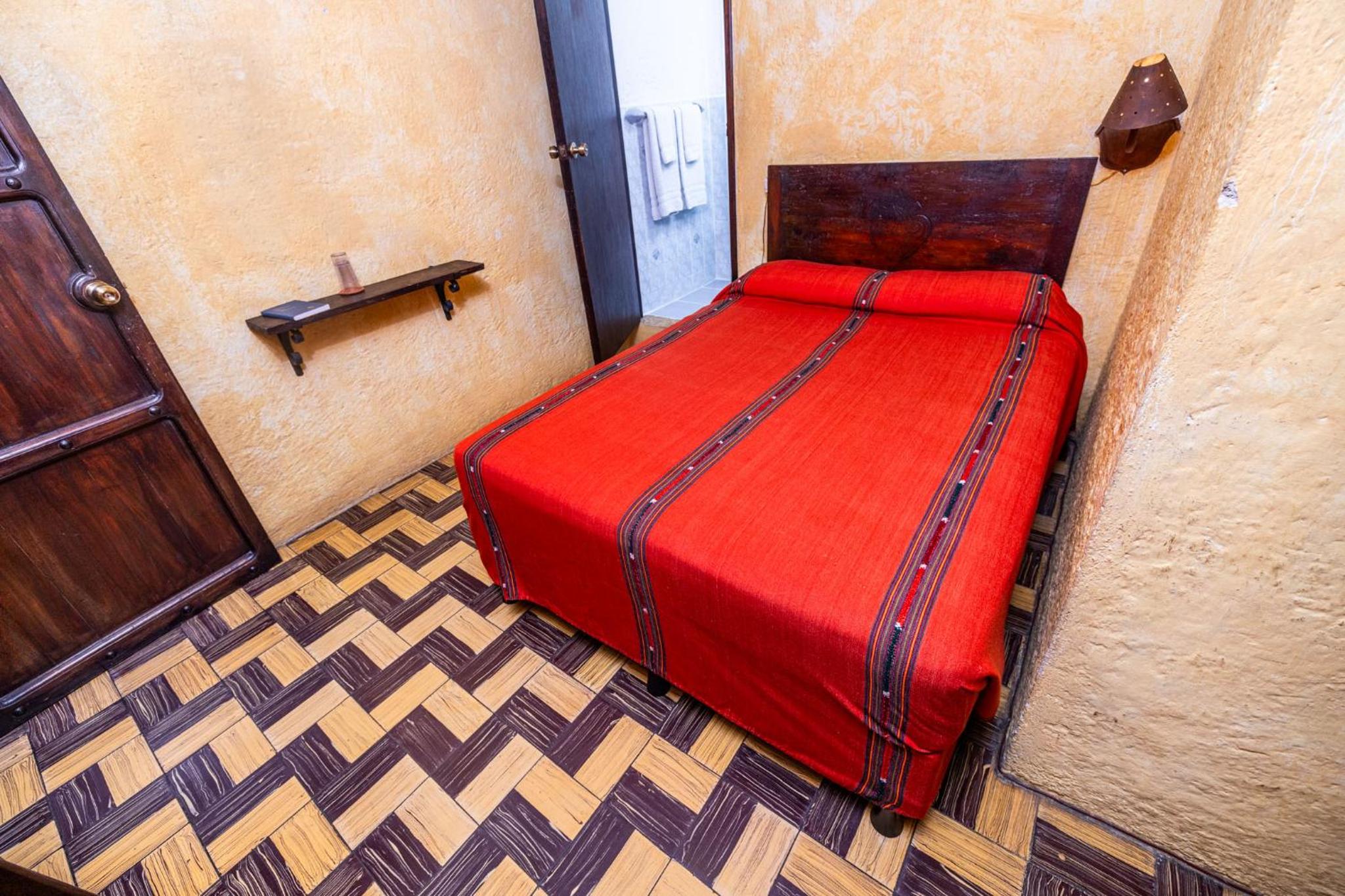 Single Room photo 2