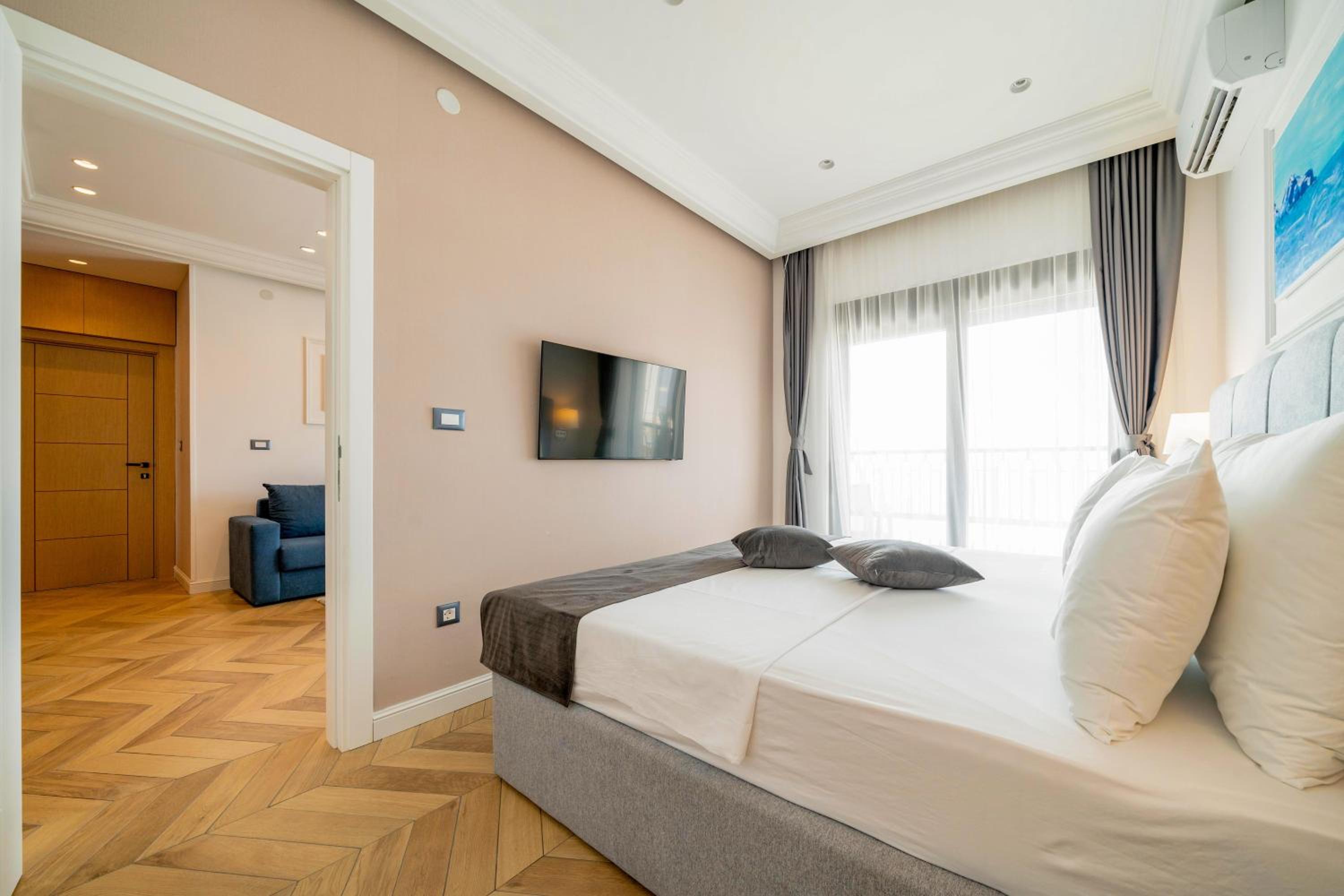 Apartment with Sea View photo 1