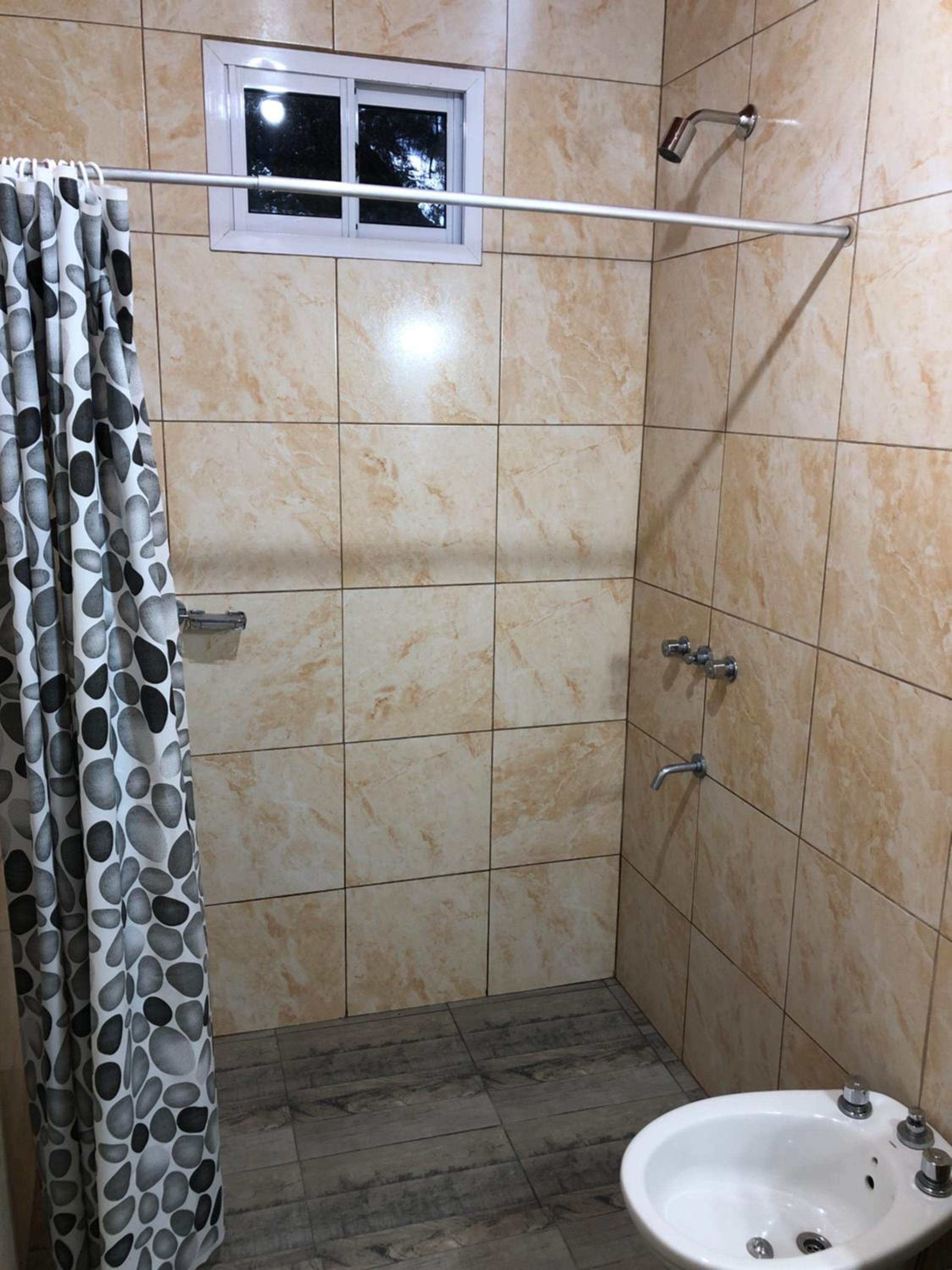 Family Room with Shared Bathroom photo 2