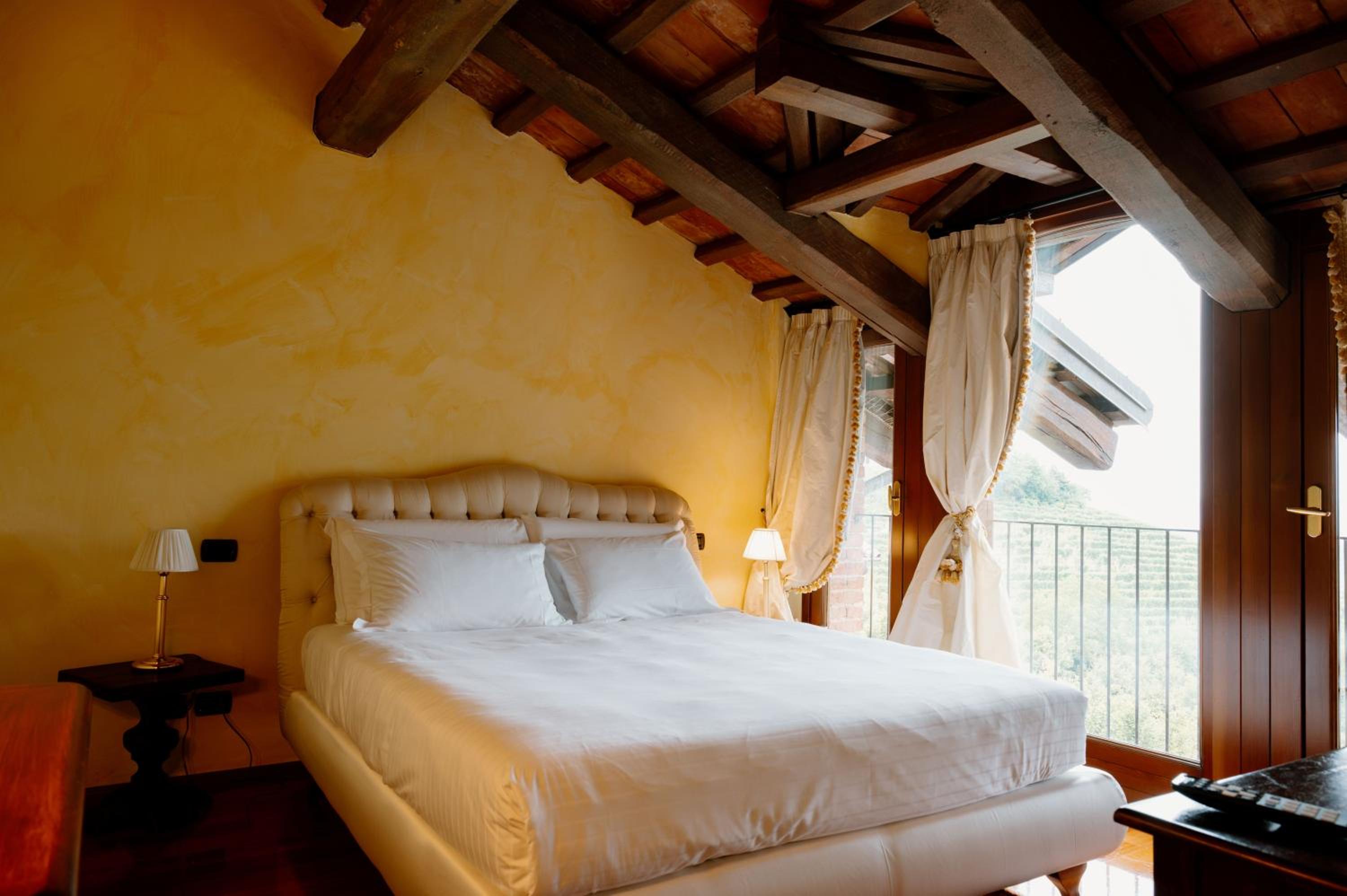 Junior Suite with Garden View