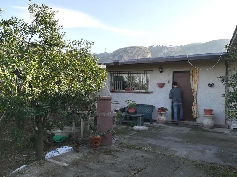 One-Bedroom House photo 2