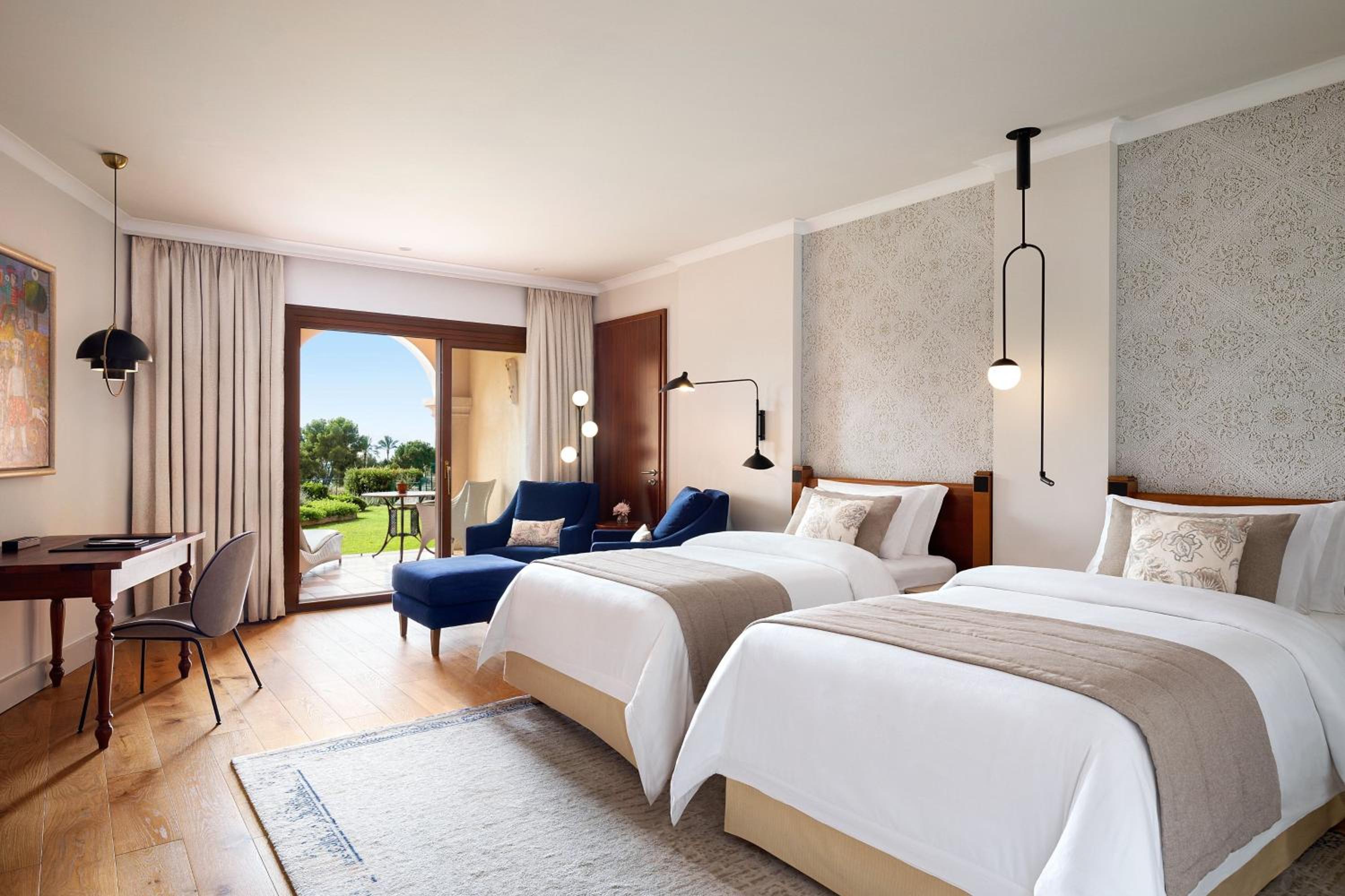 Deluxe Twin Room with Garden Access