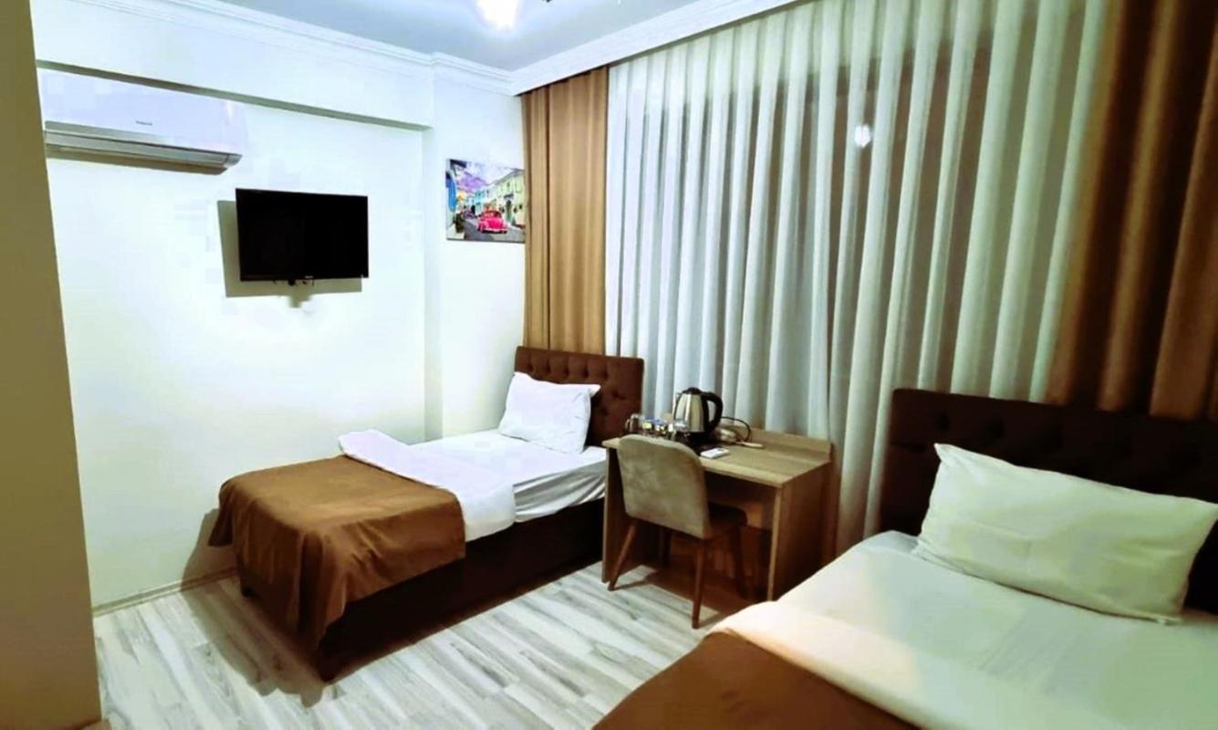 Standard Twin Room photo 2
