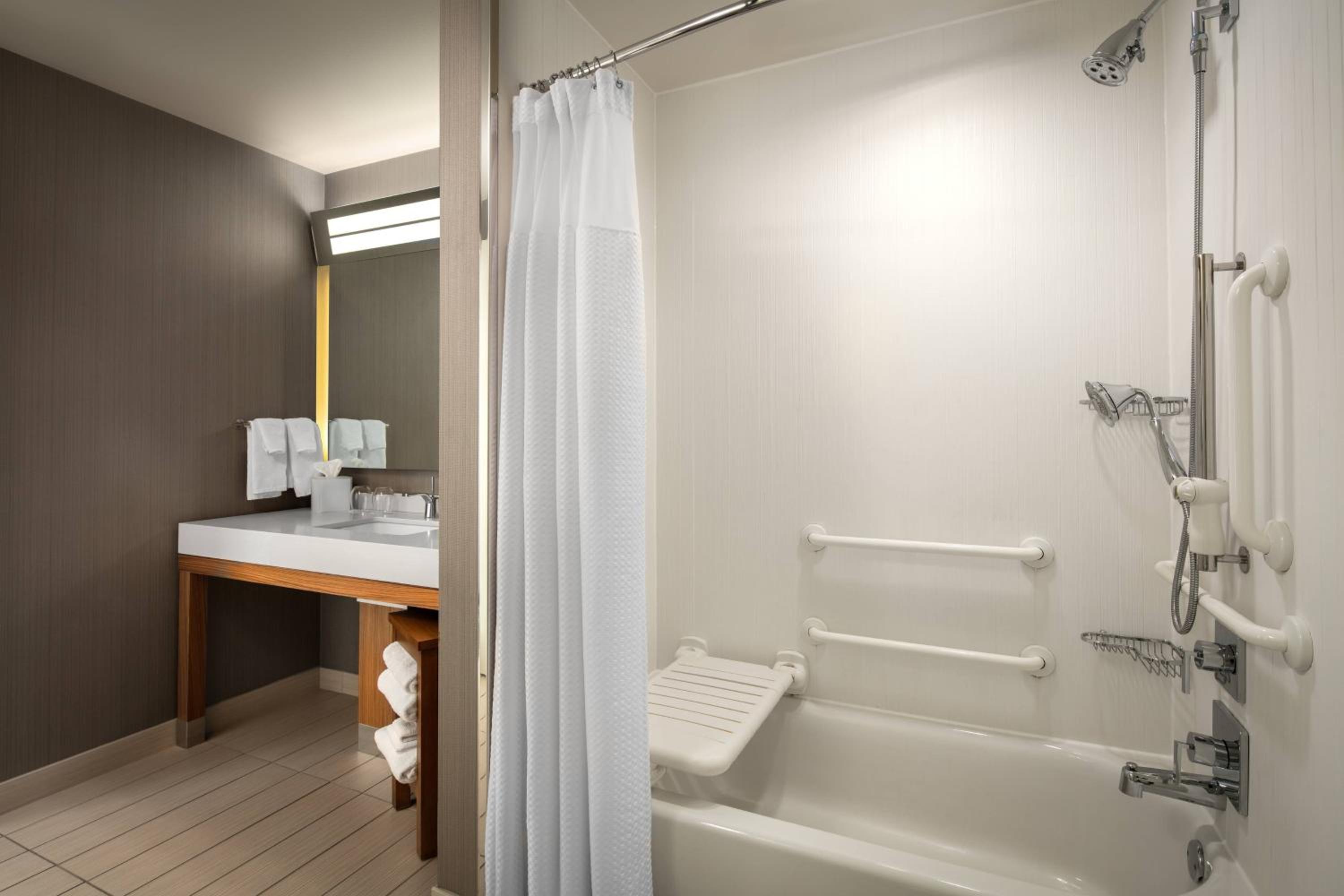 Courtyard by Marriott Erie Bayfront, Billede 5