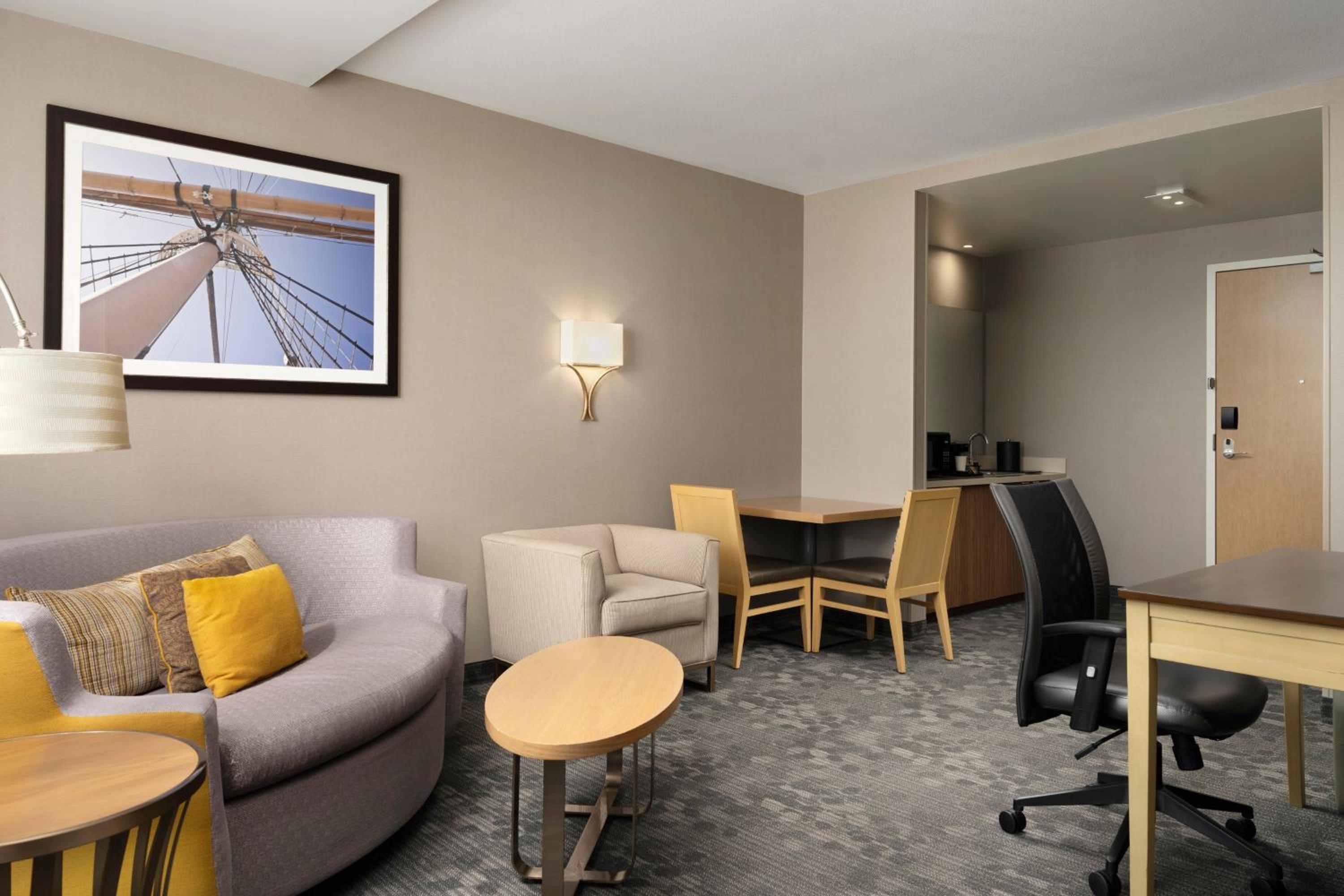 Junior Suite, 1 King, Sofa bed  photo 2