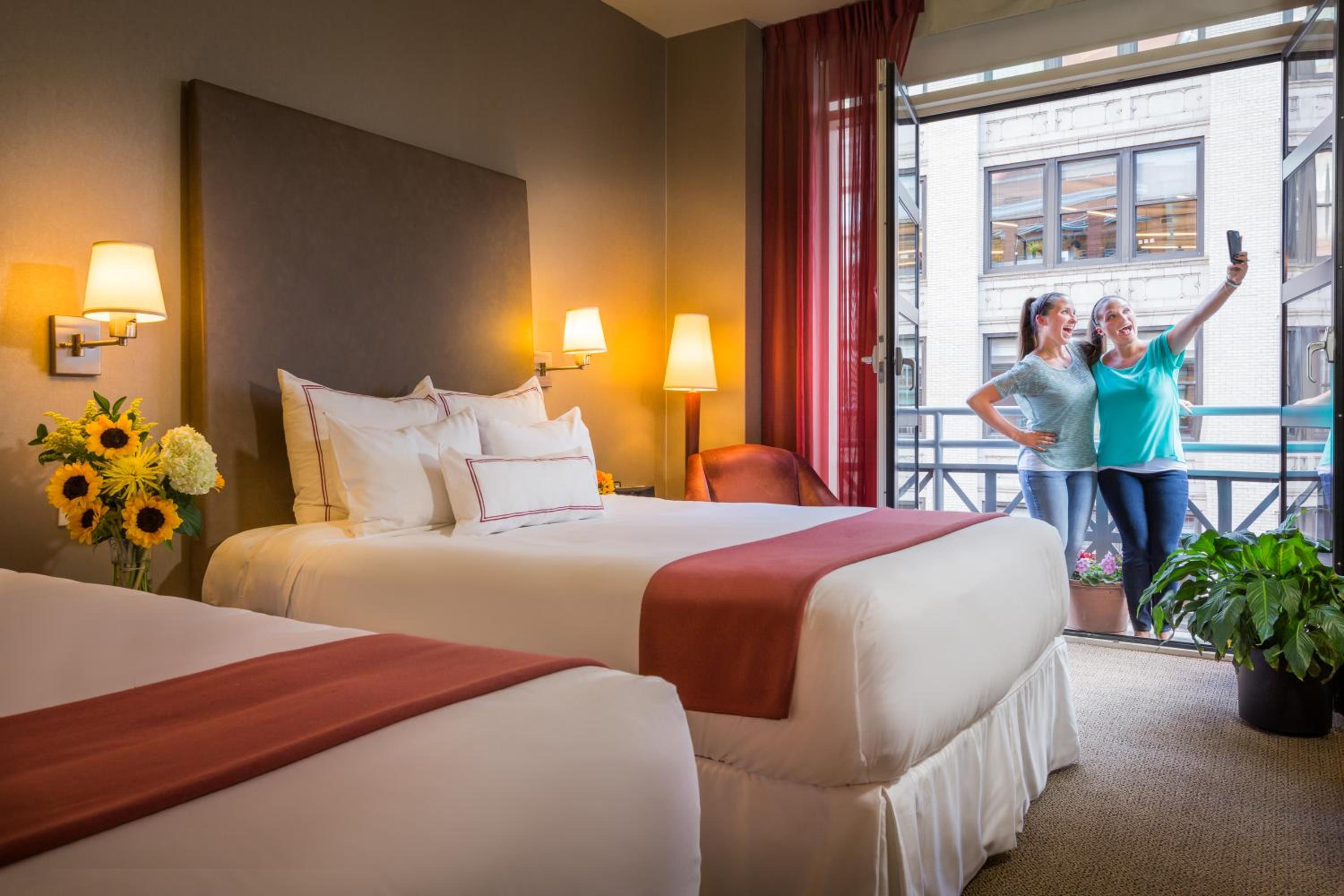 Quadruple Room with Balcony thumbnail 5