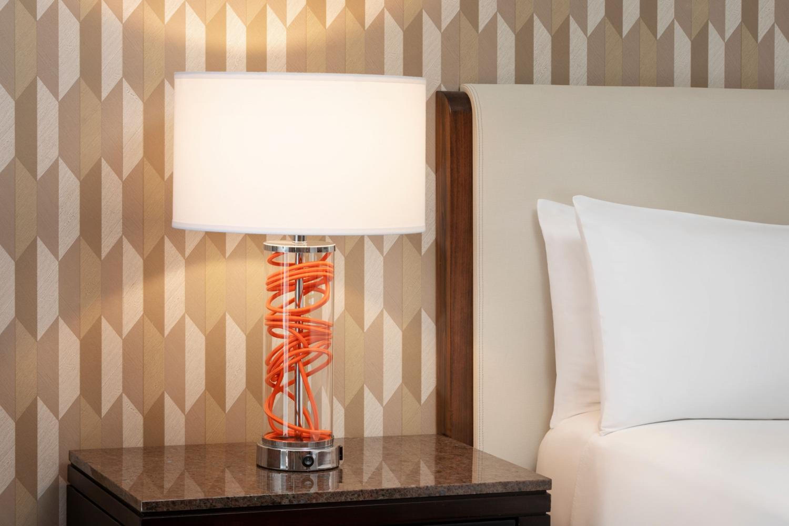 Executive King Suite - Photo 2
