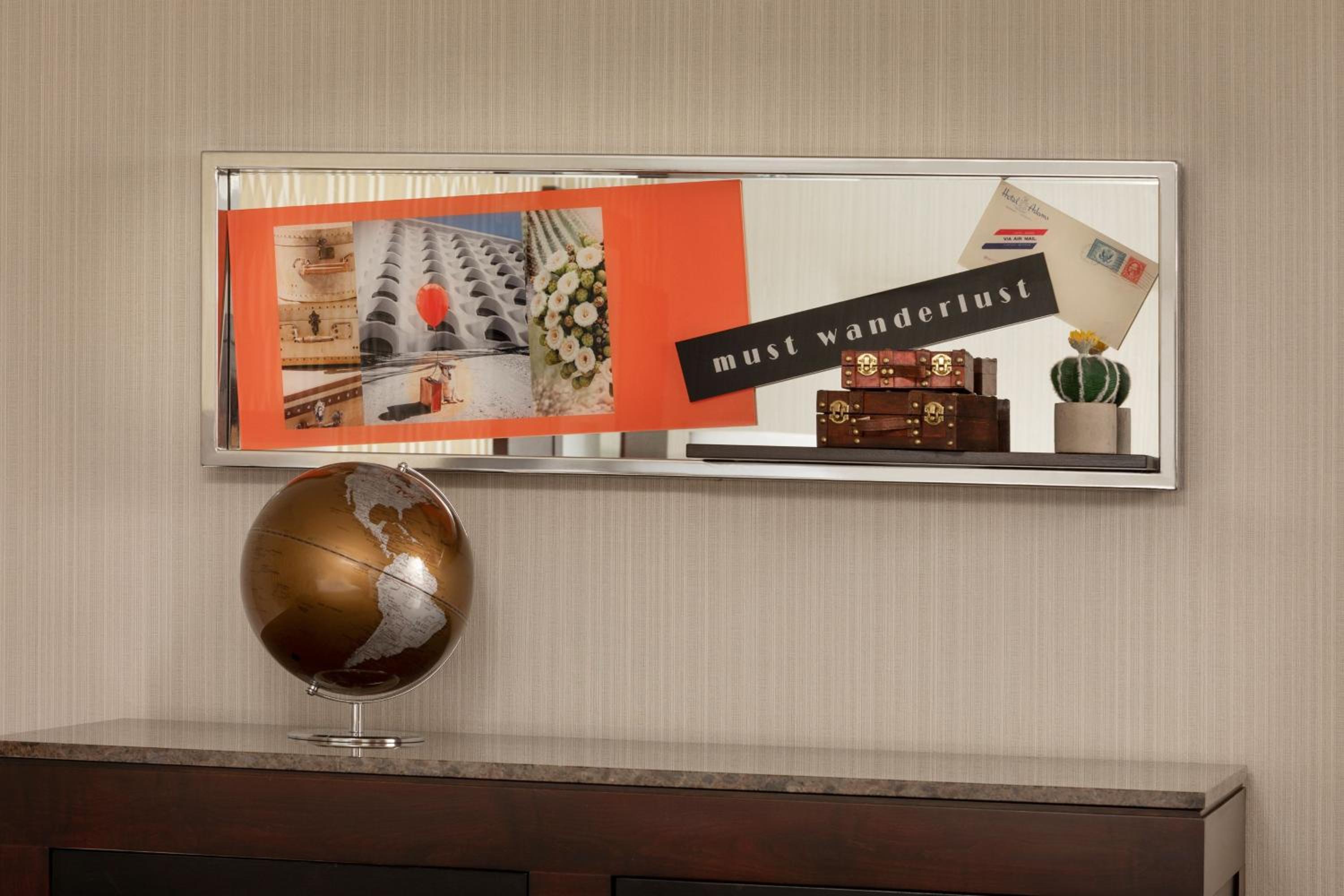 Executive King Suite - Photo 3