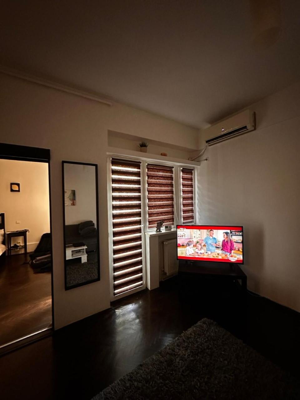 Apartment with Balcony - Photo 1