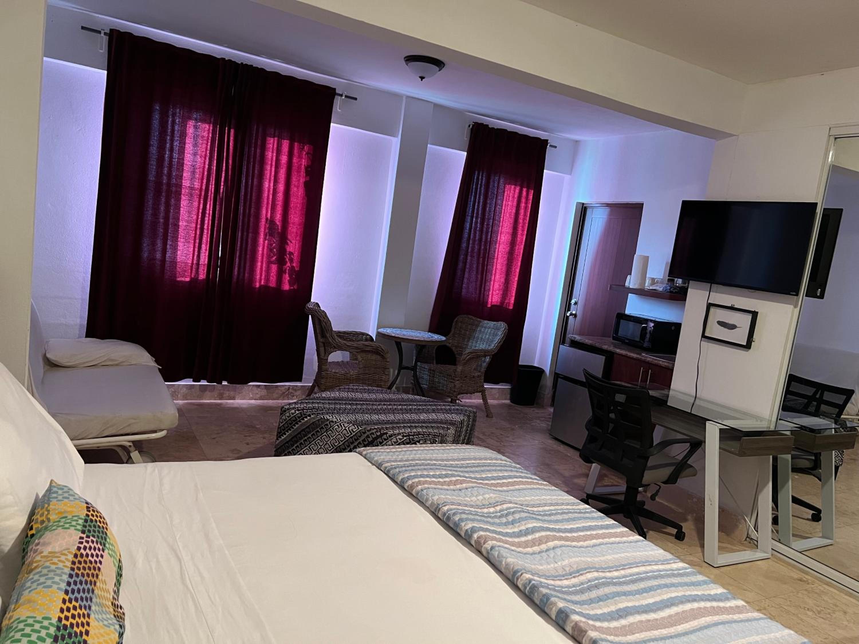 Deluxe Double Room with Balcony and Sea View photo 1