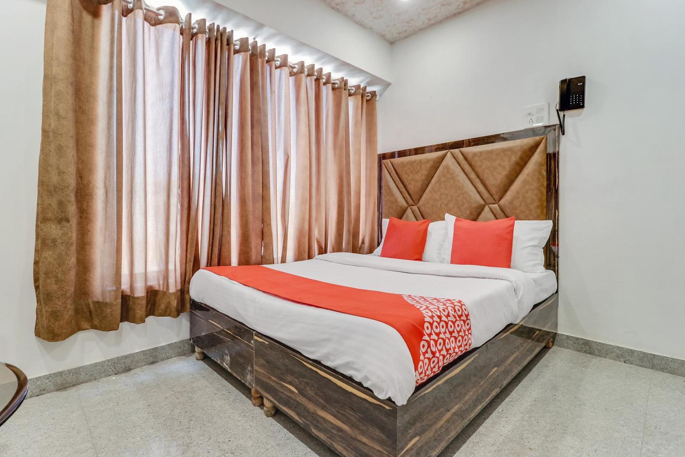 Classic Triple Room - Photo 7