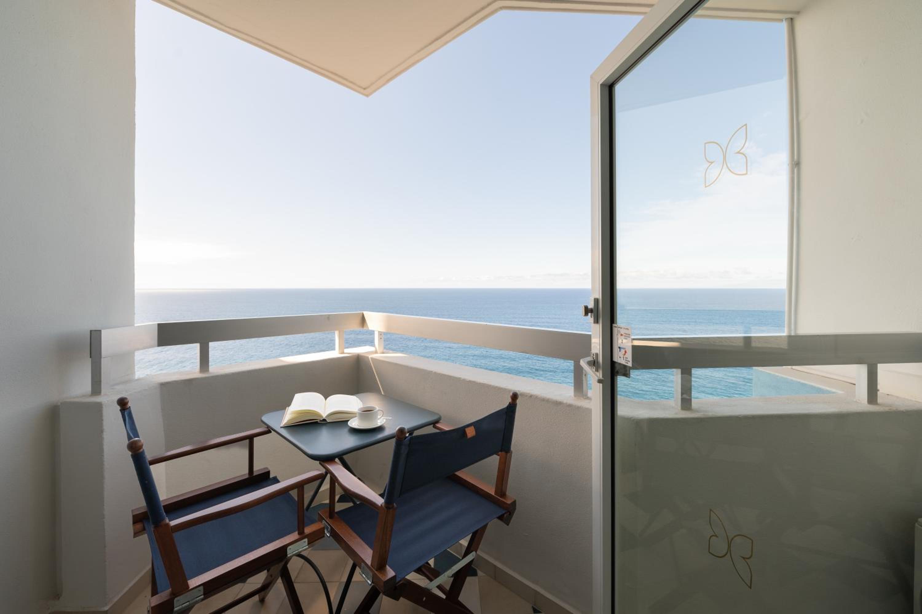 Suite with Sea View
