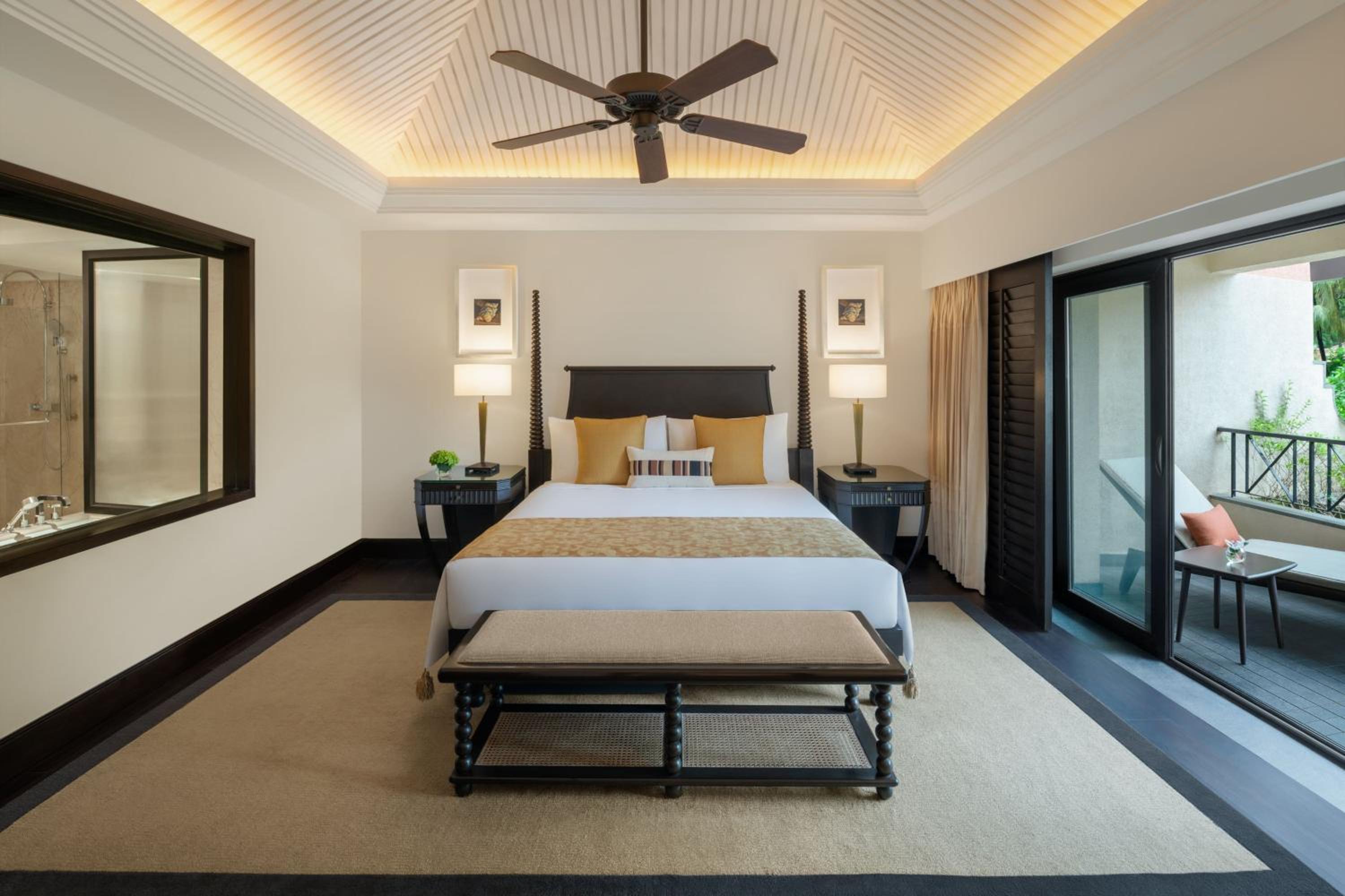 St. Regis Suite, Lagoon View  - Photo 3