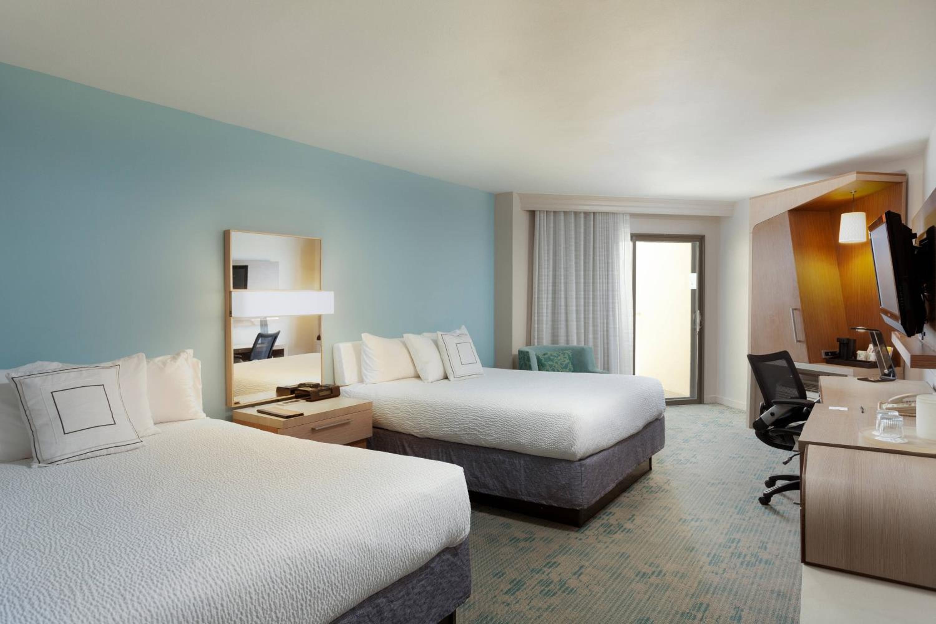 Quality Room, 2 Queen Beds - Photo 3