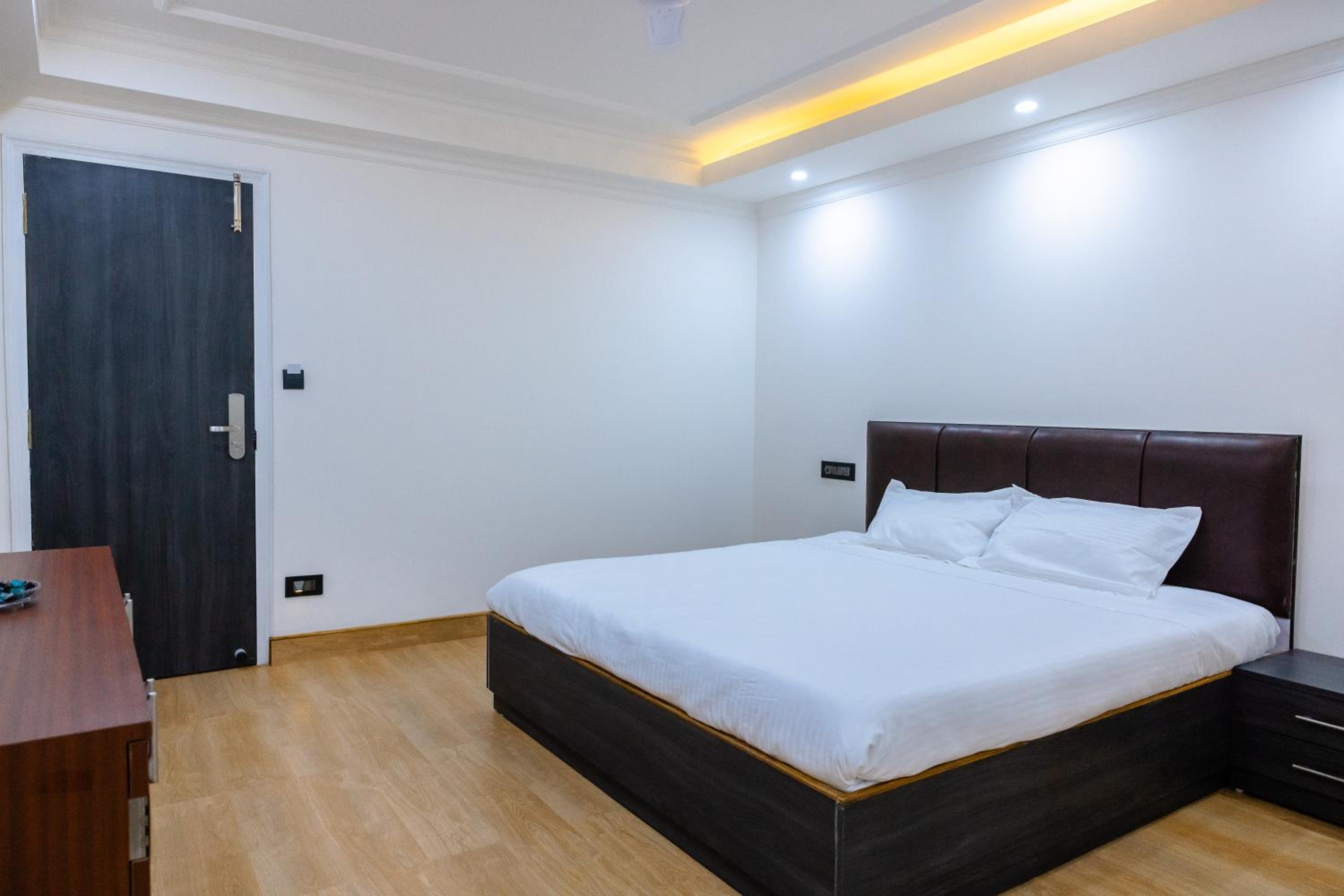 Deluxe Double Room With Shower photo 2