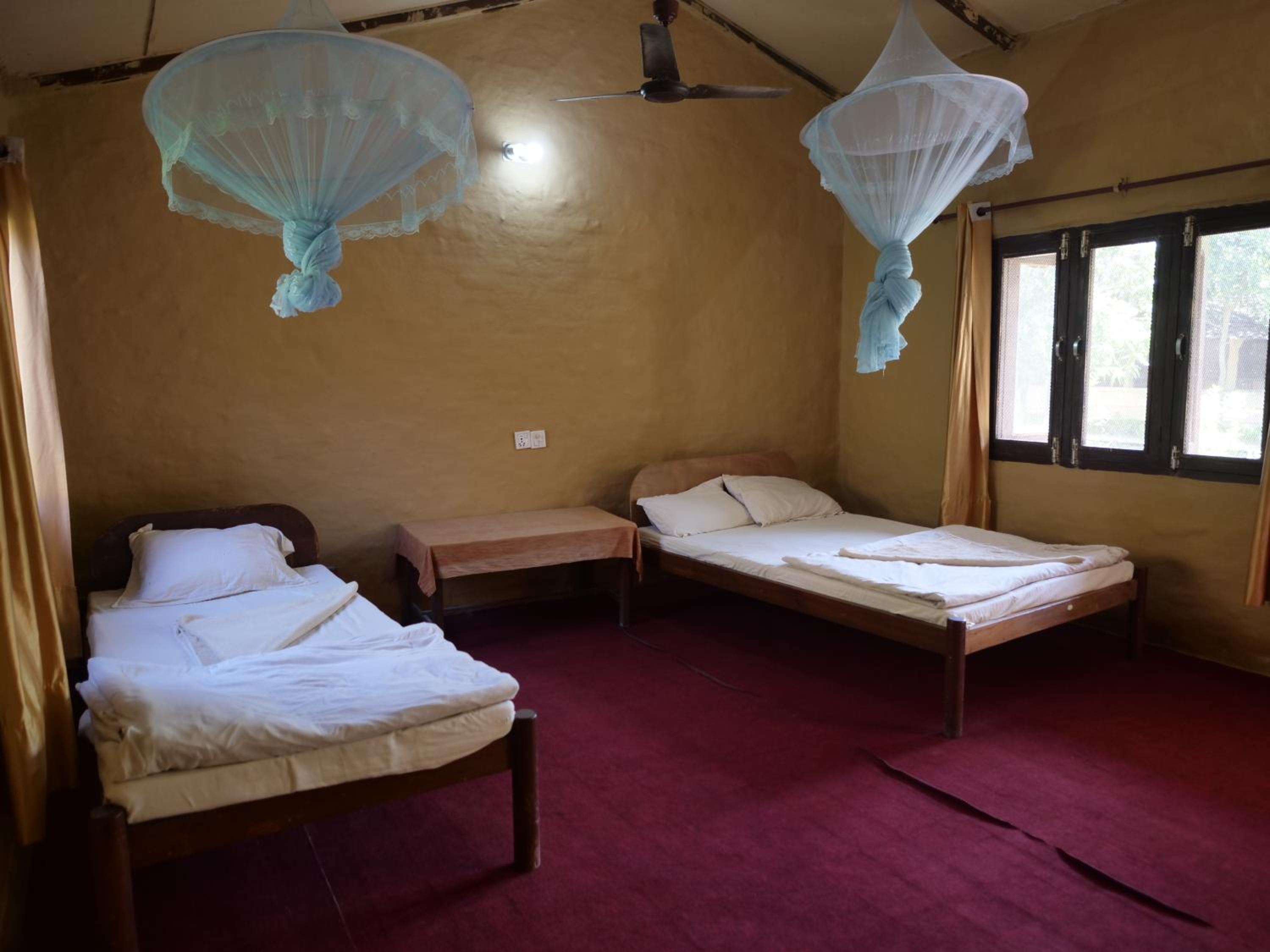 Budget Double Room photo 2