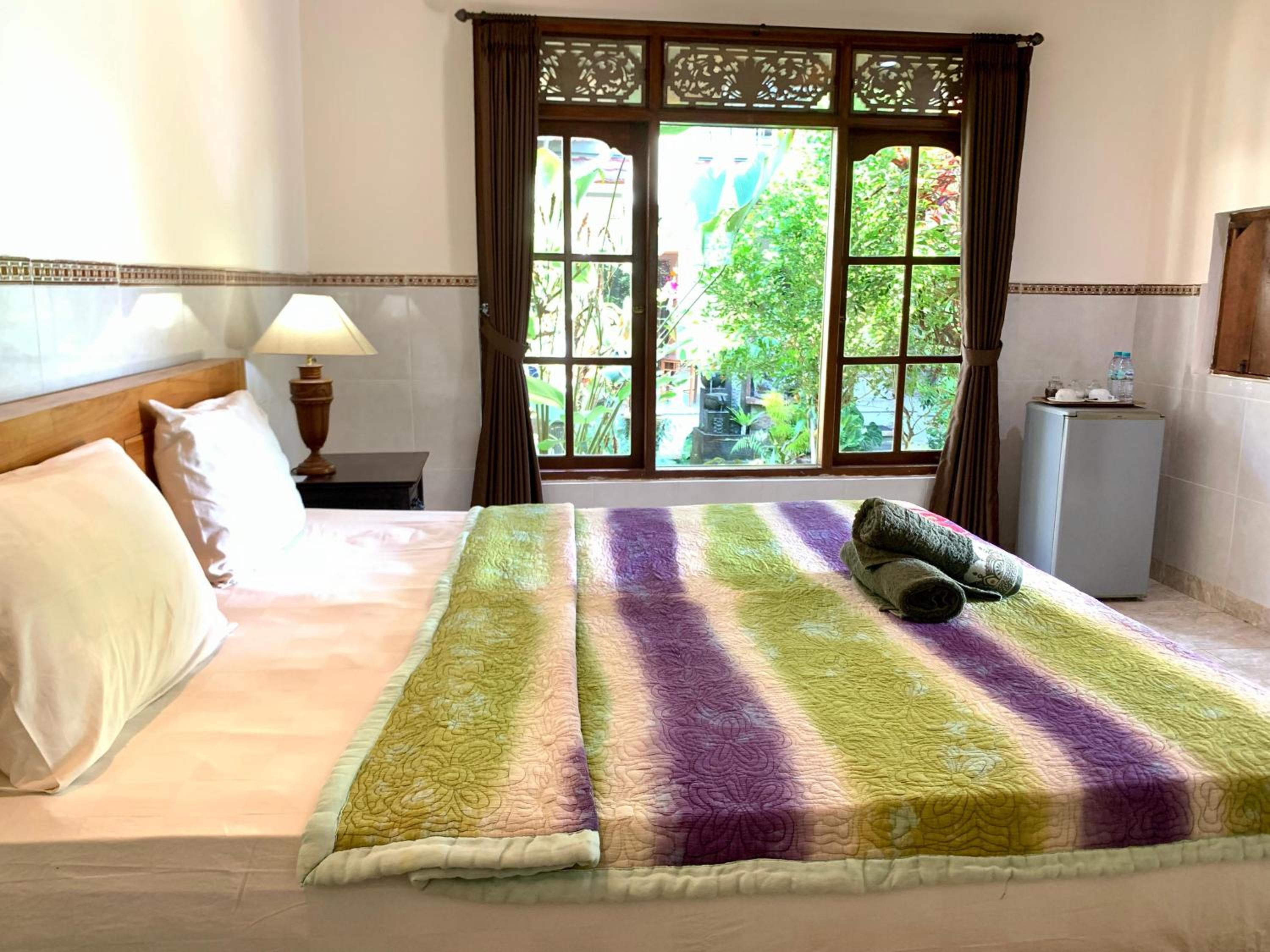 Budget Double Room - Photo 14