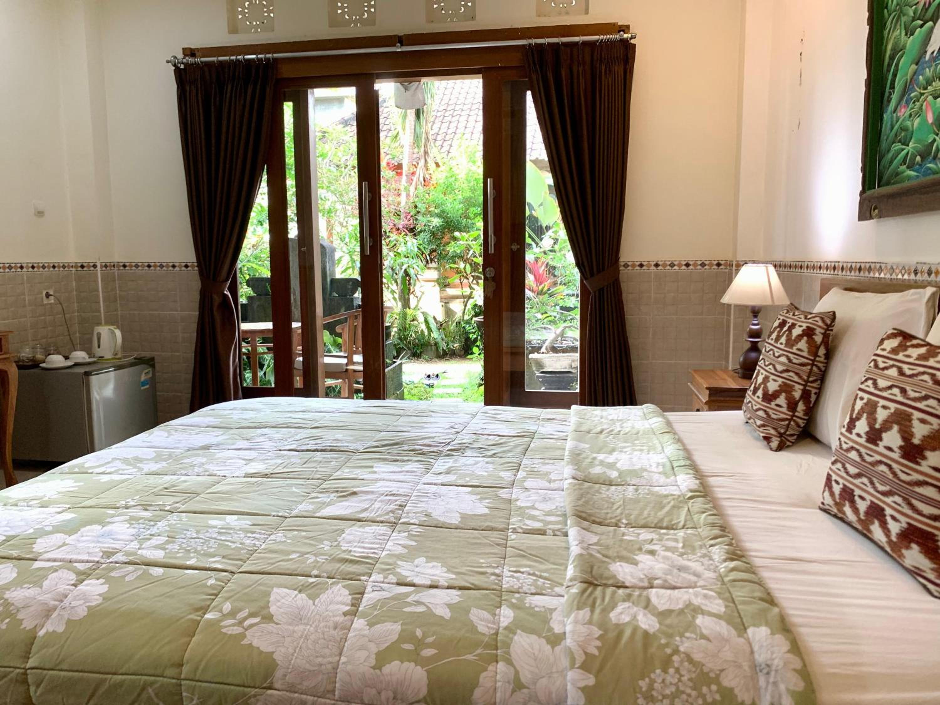 Budget Double Room - Photo 28