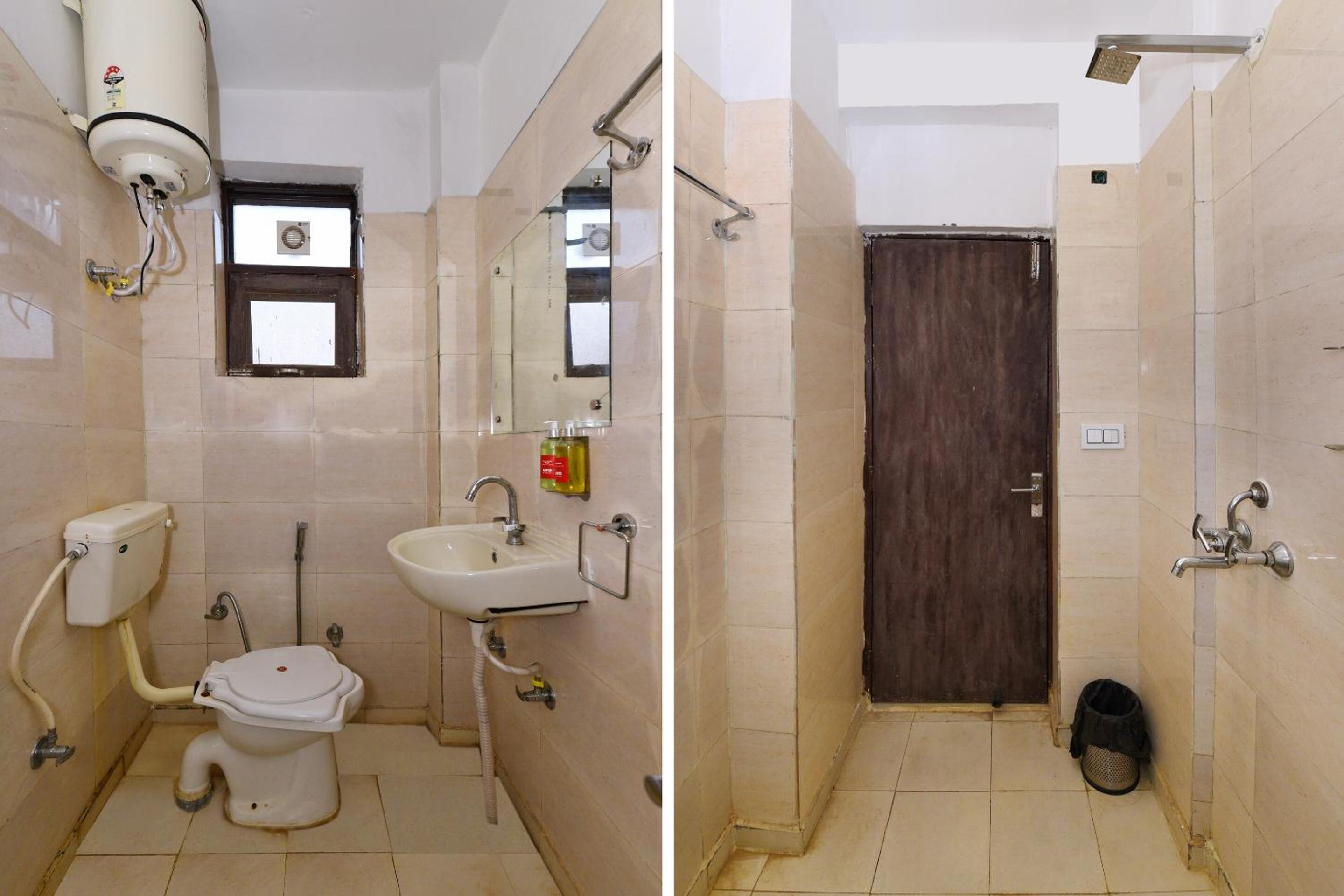 Classic Triple Room photo 2
