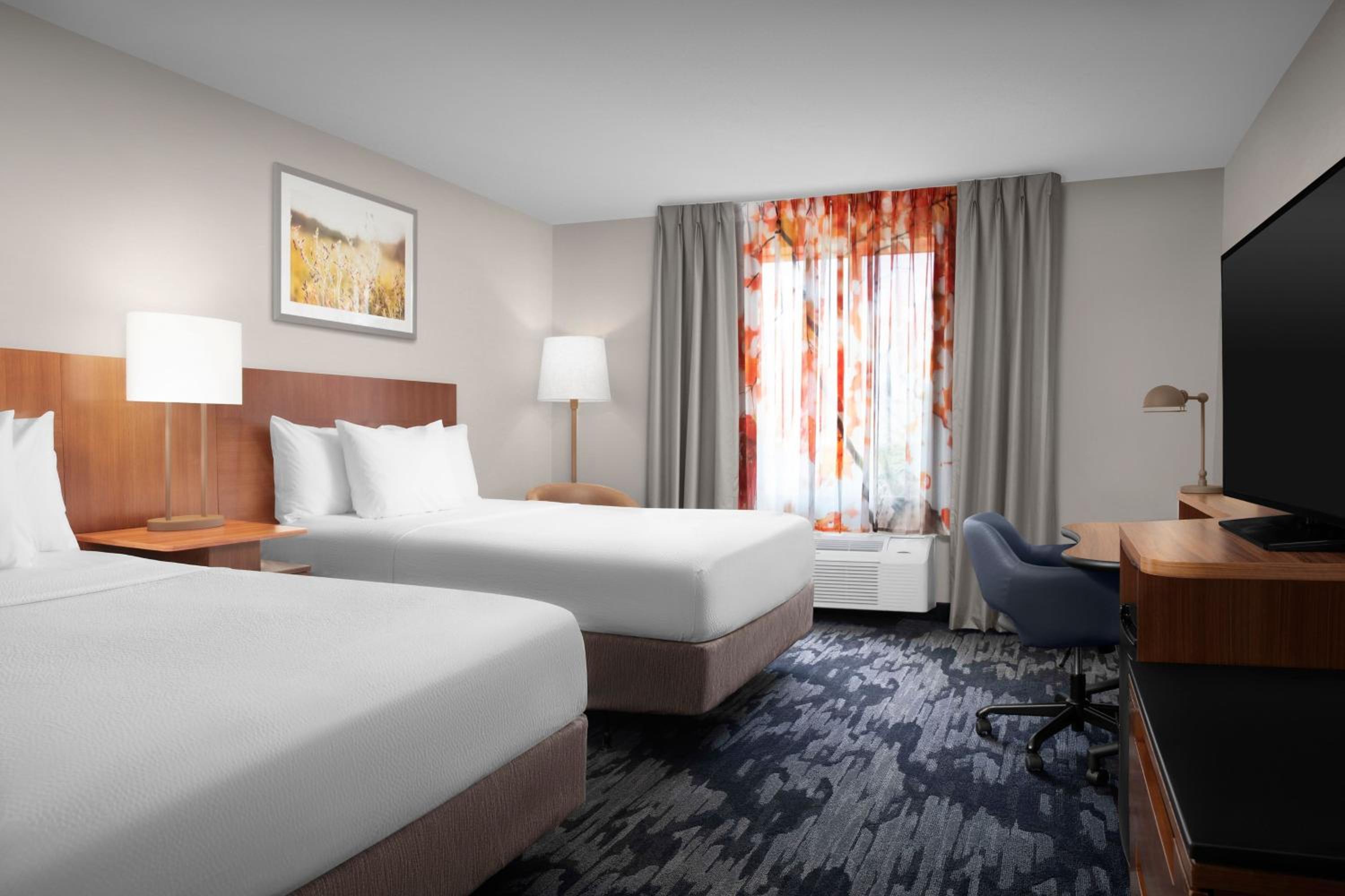 Double Room with Two Double Beds - Photo 1