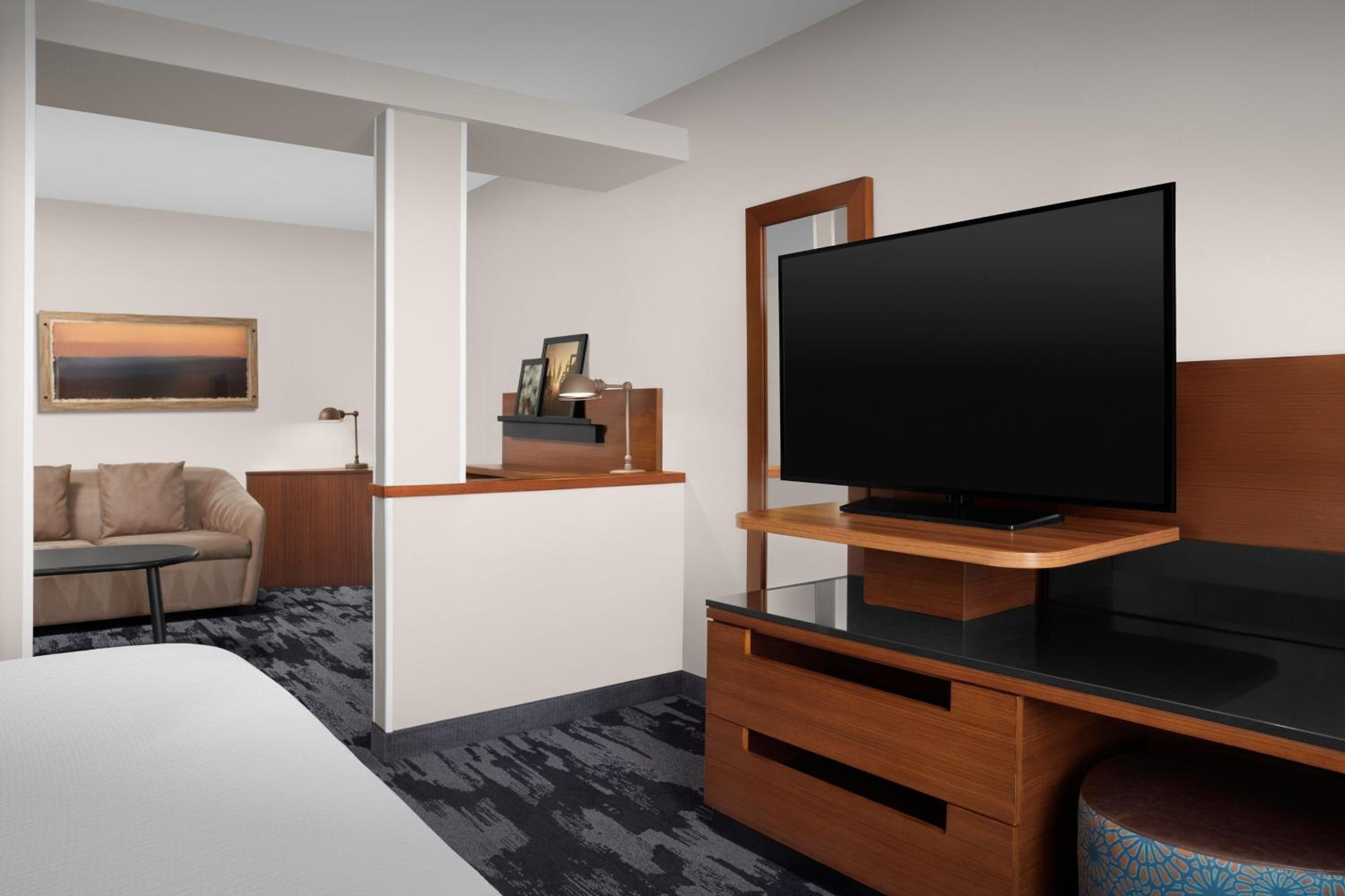 Suite King Room - Photo 4