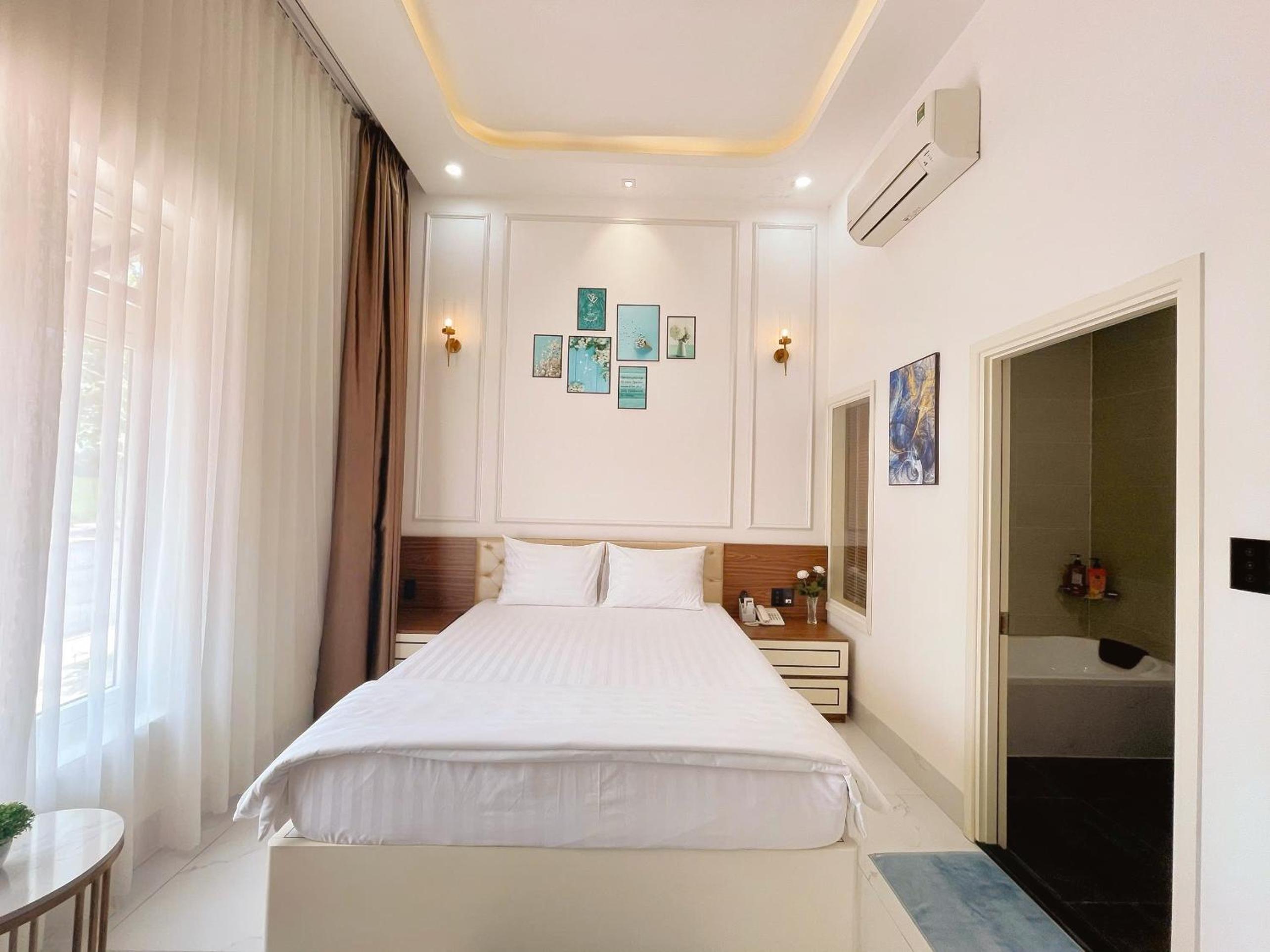 Deluxe Double Room photo 2