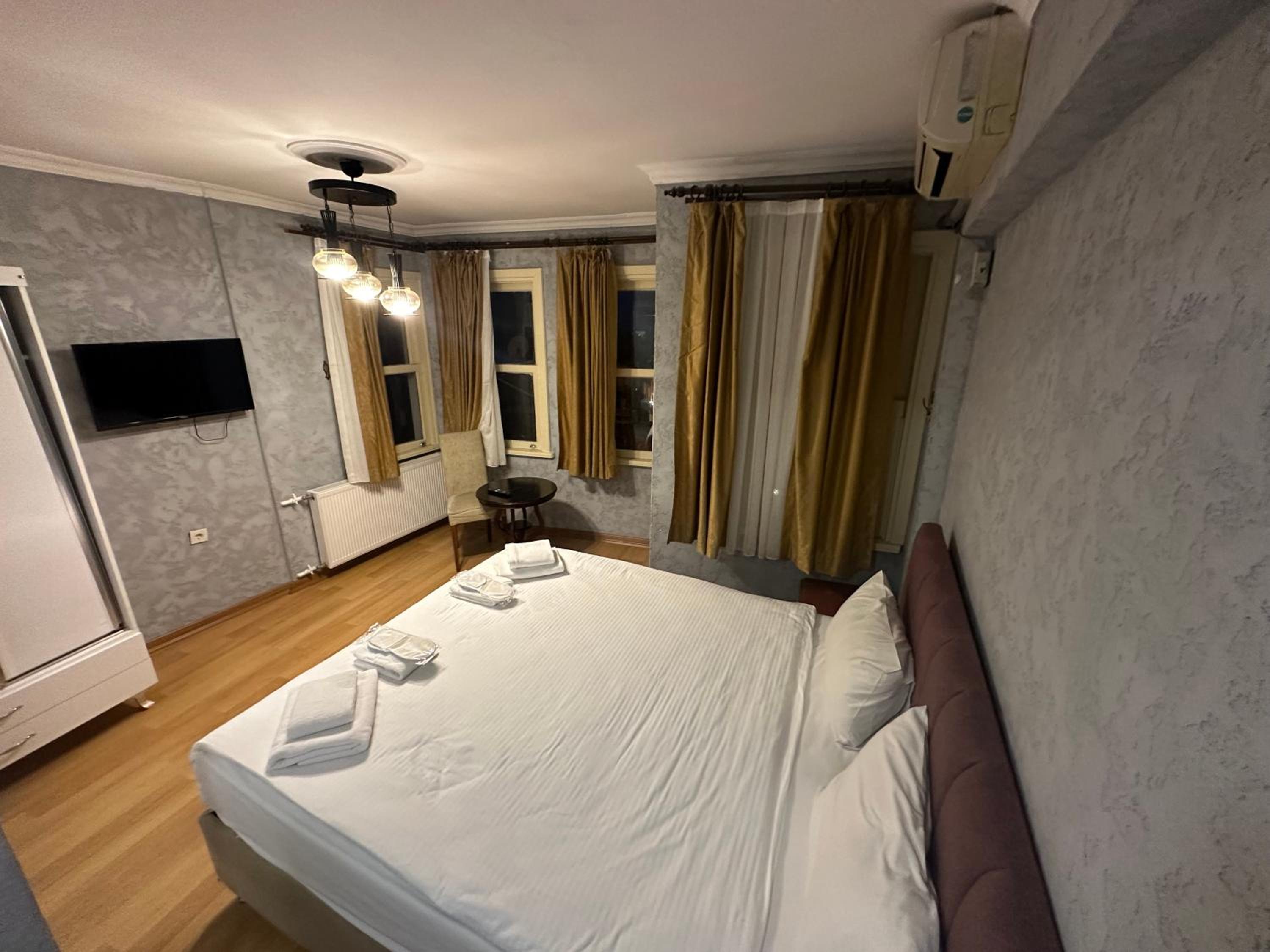 Luxury Quadruple Room