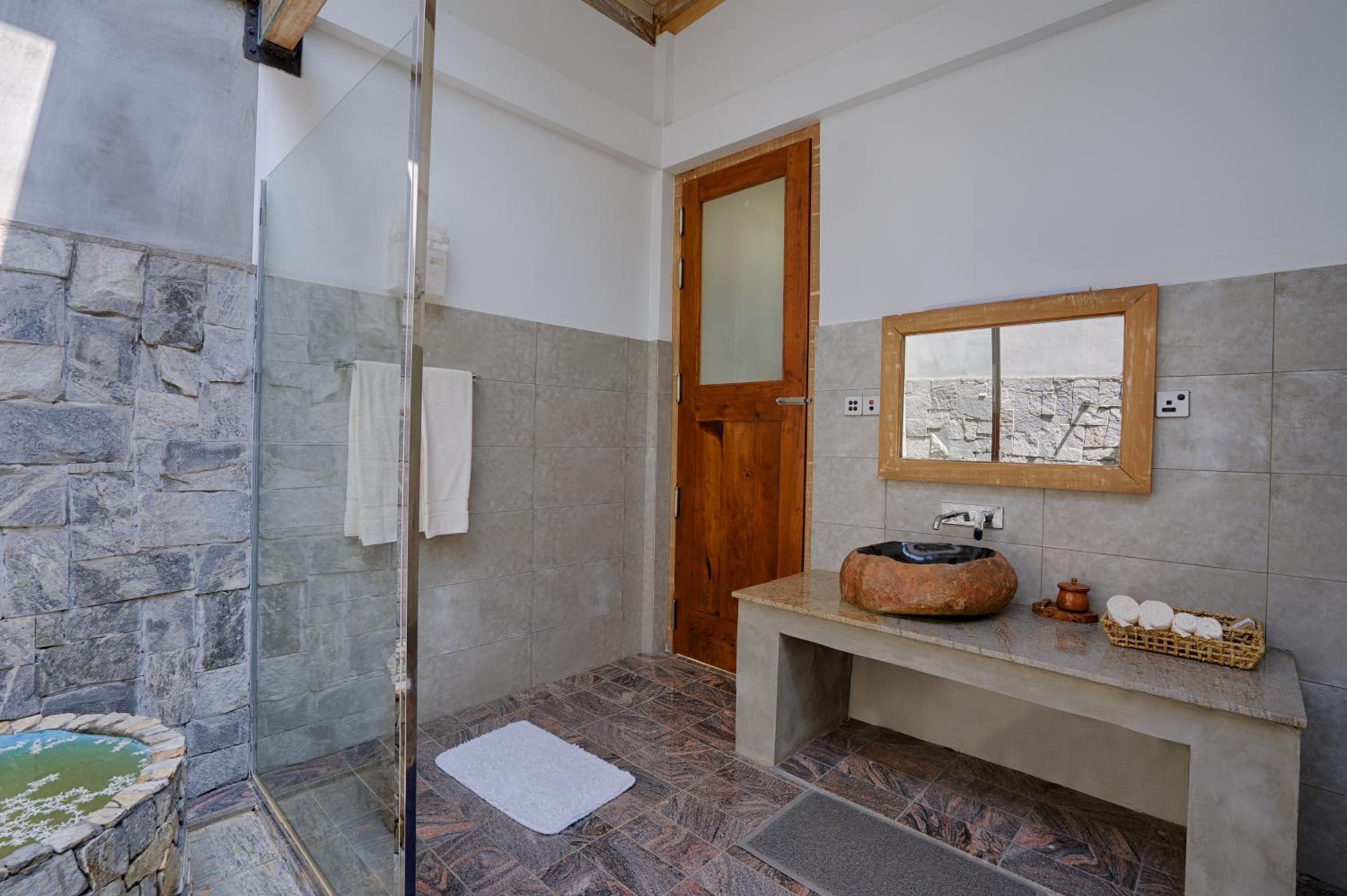 Executive Villa with Rooftop Jacuzzi and Pool - Photo 124