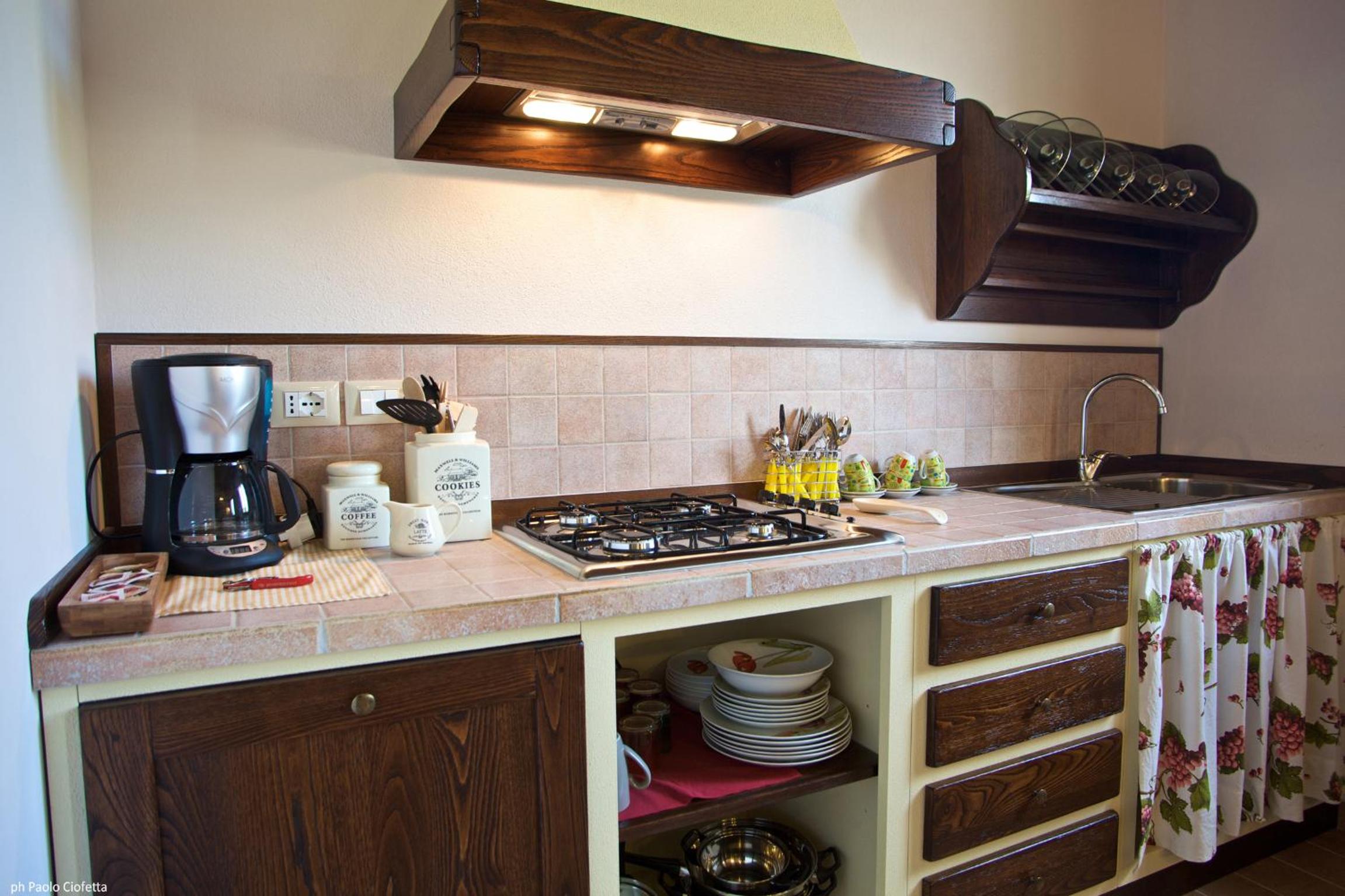One-Bedroom Suite - Disability Access photo 3
