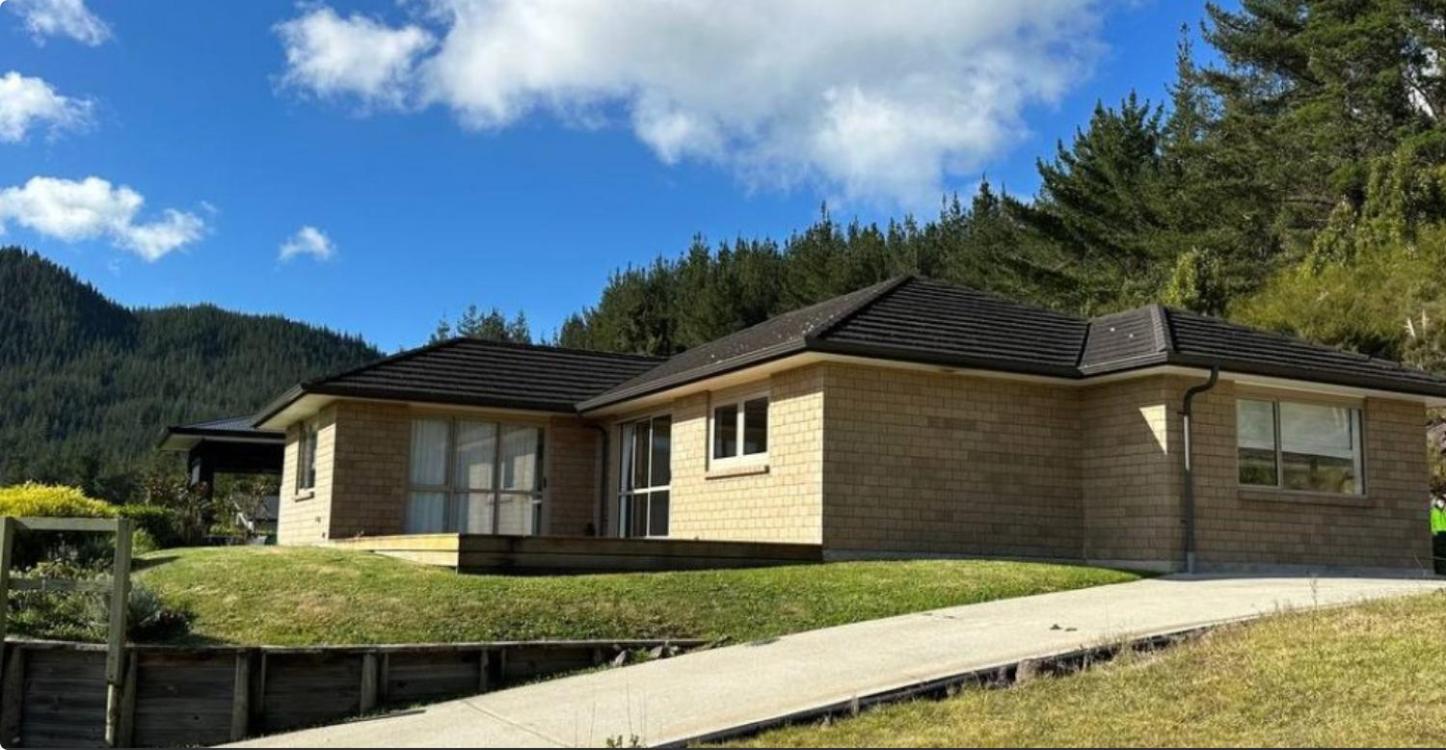 Four-Bedroom Vacation Home photo 1