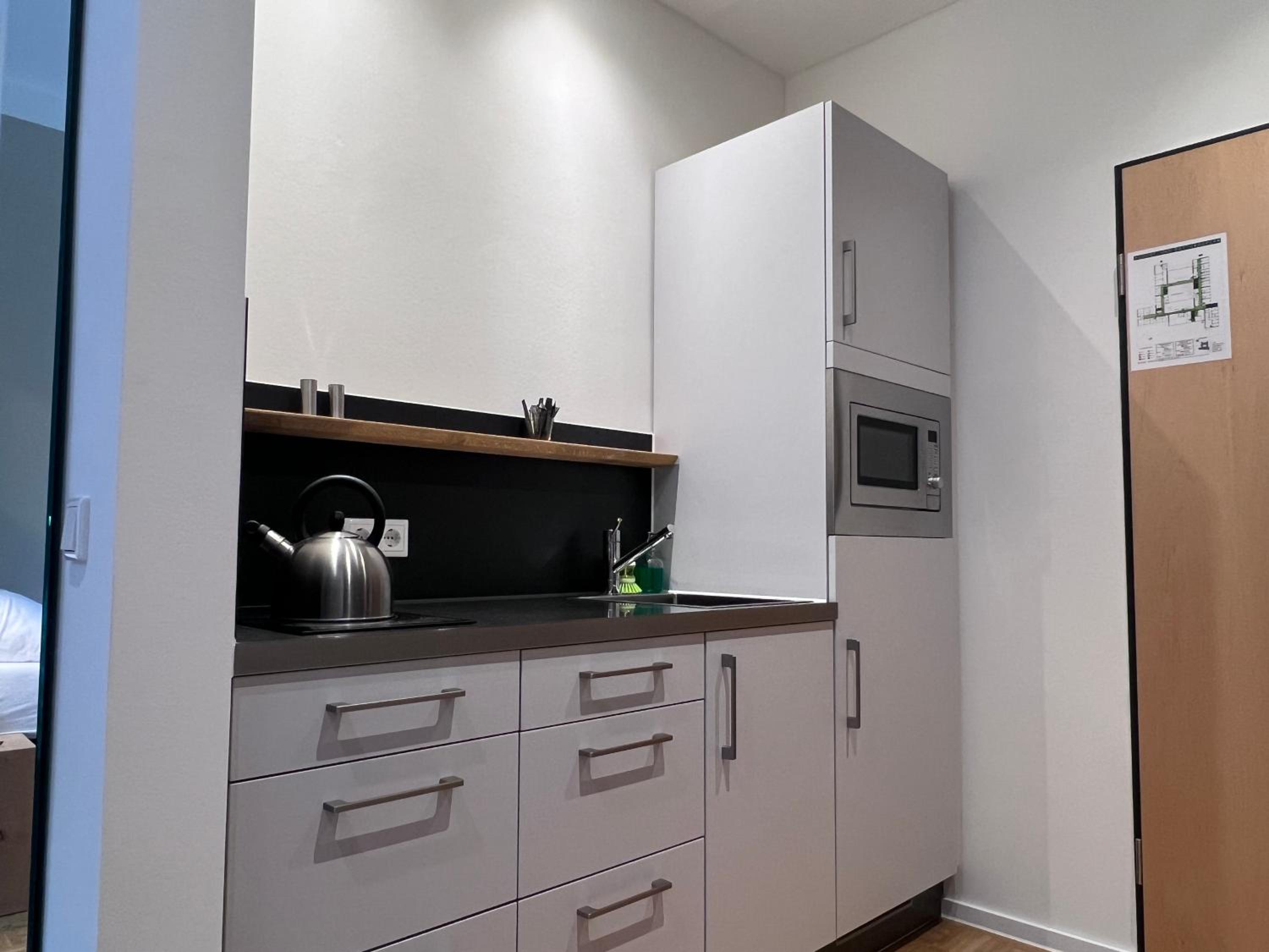 Apartment photo 2