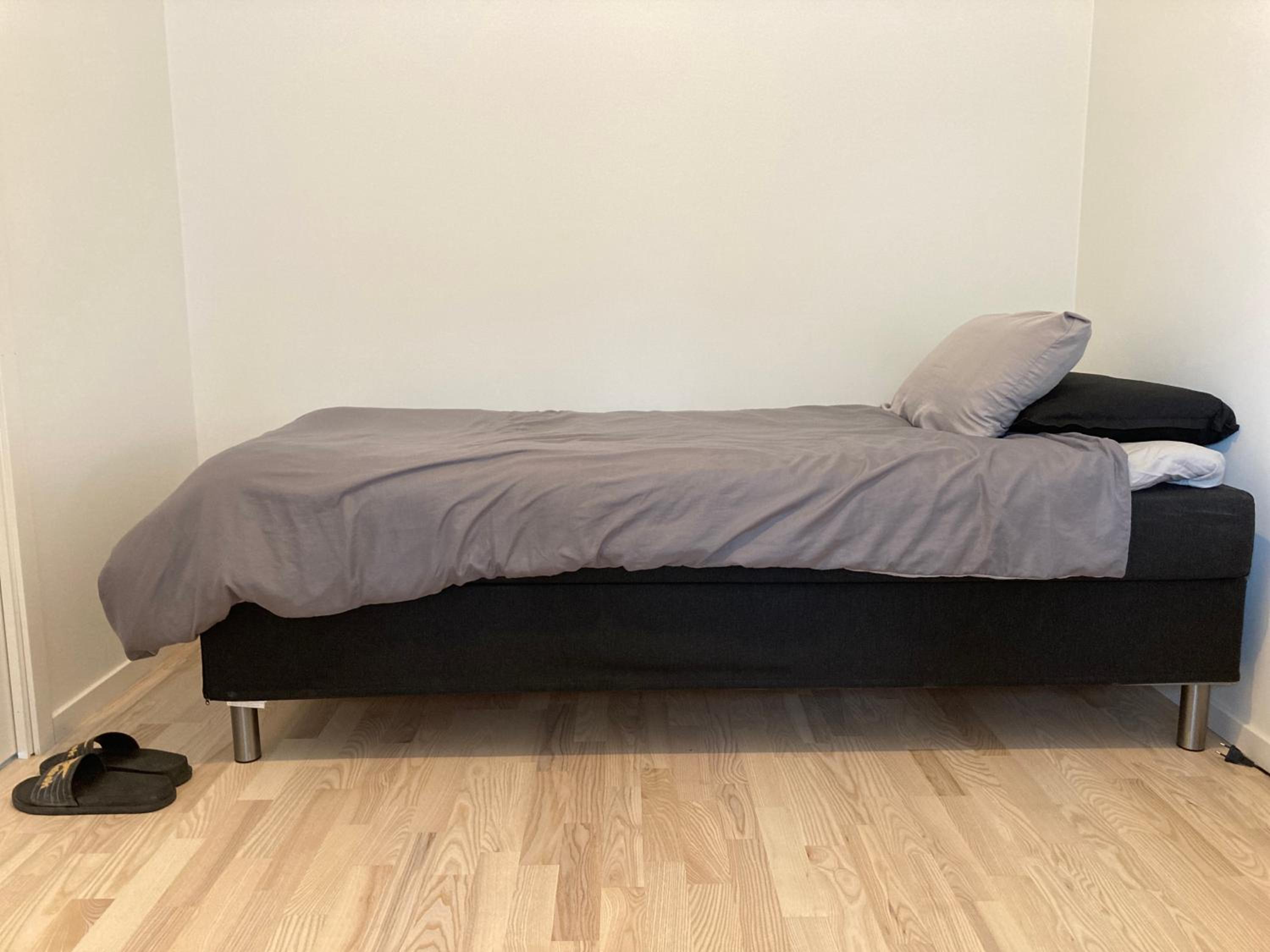Single Room With Balcony photo 3