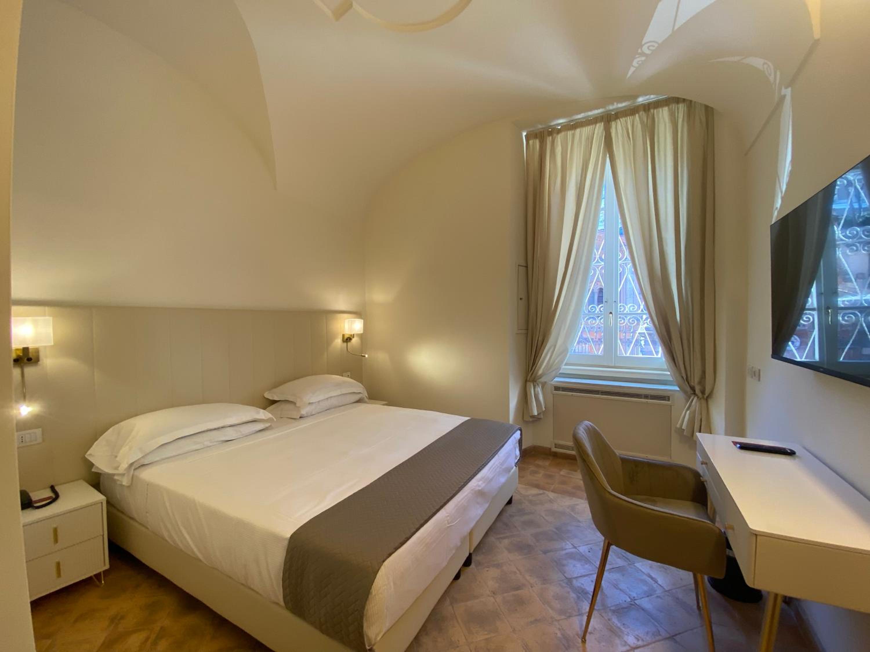Double or Twin Room photo 1