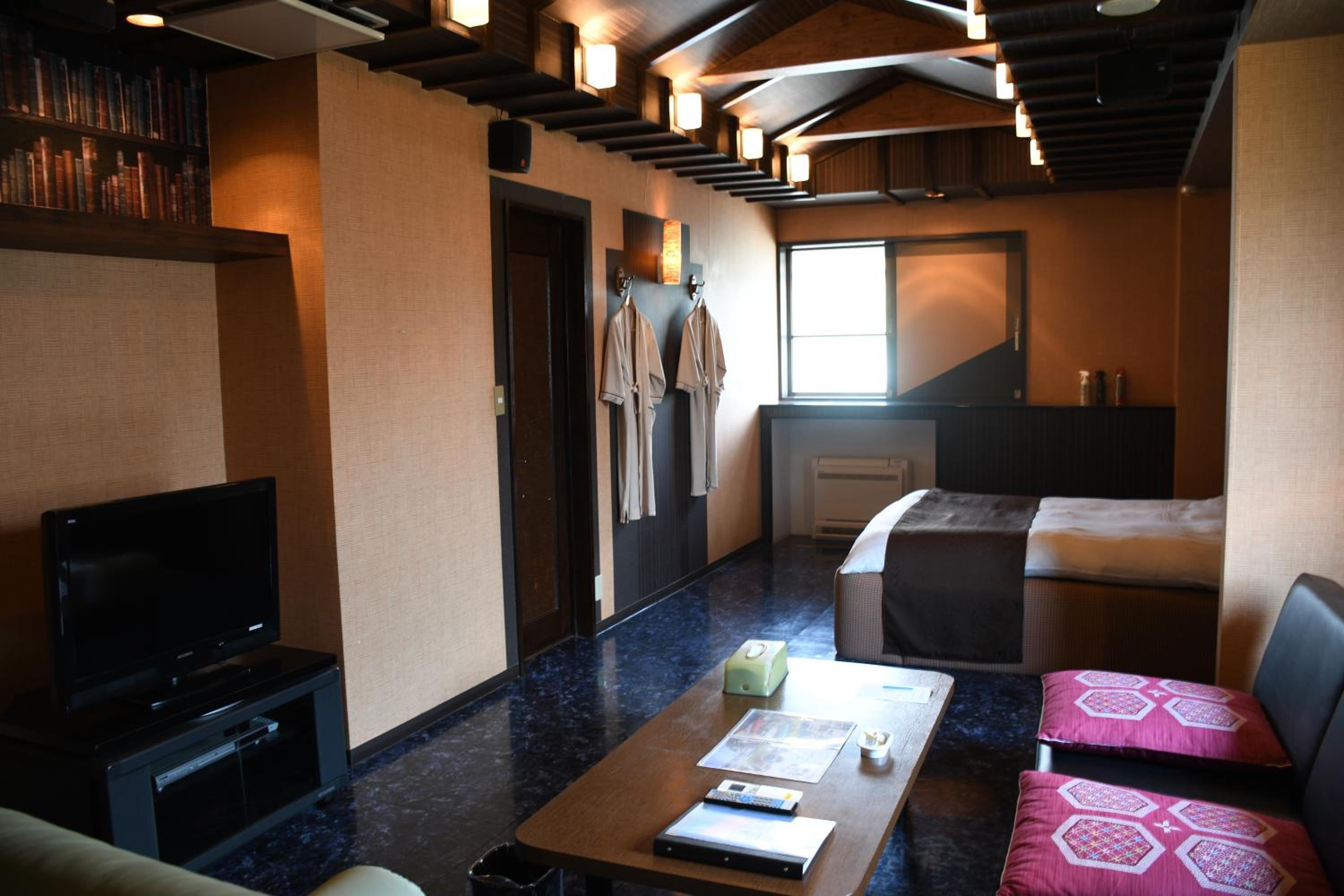 Quadruple Room With Bathroom photo 2
