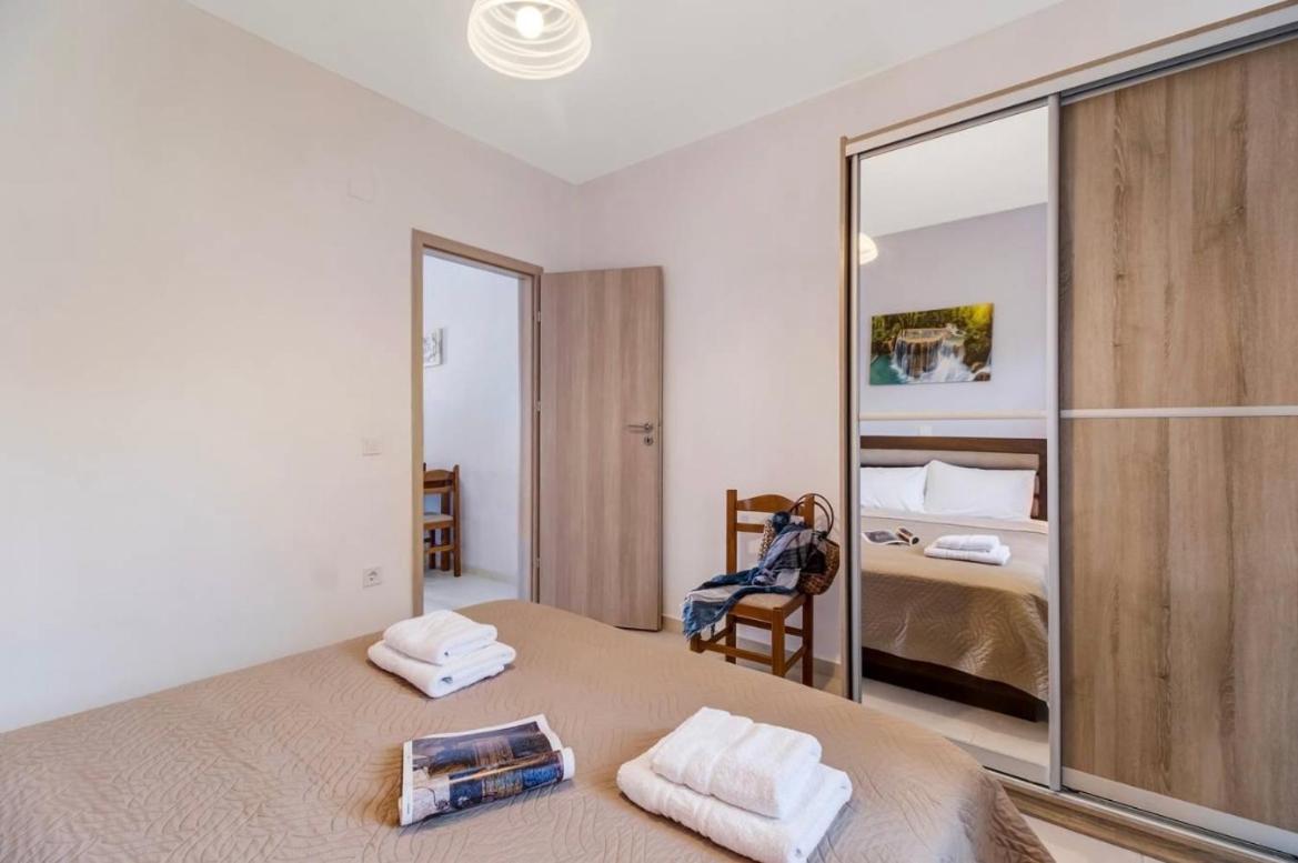 One-Bedroom Deluxe Apartment