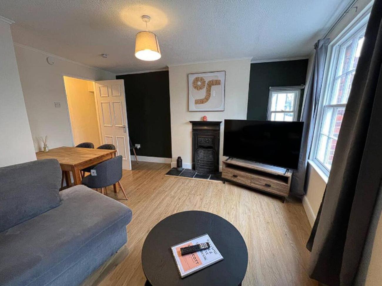 Two-Bedroom Apartment photo 1