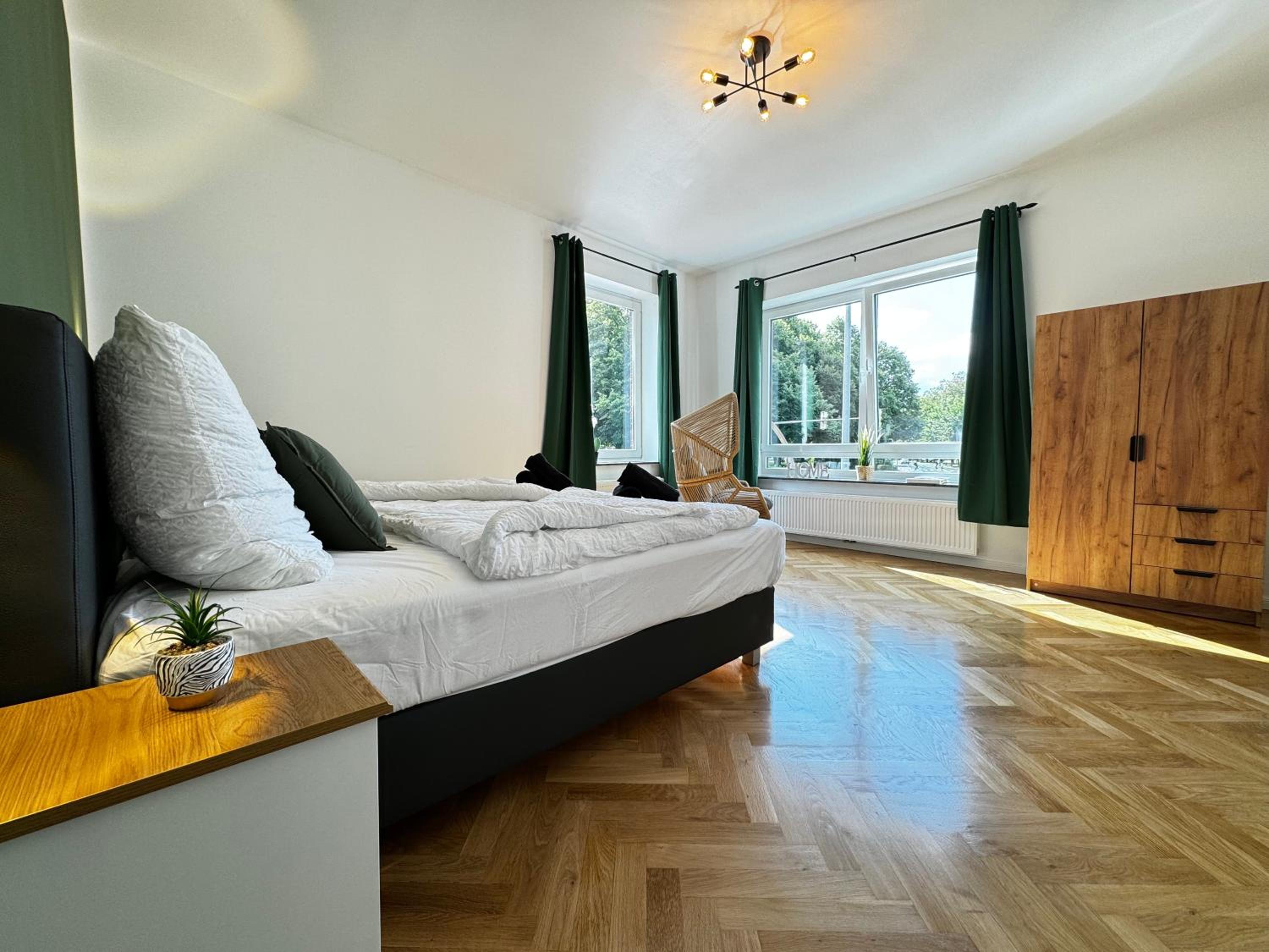 Two-Bedroom Apartment with Balcony photo 1